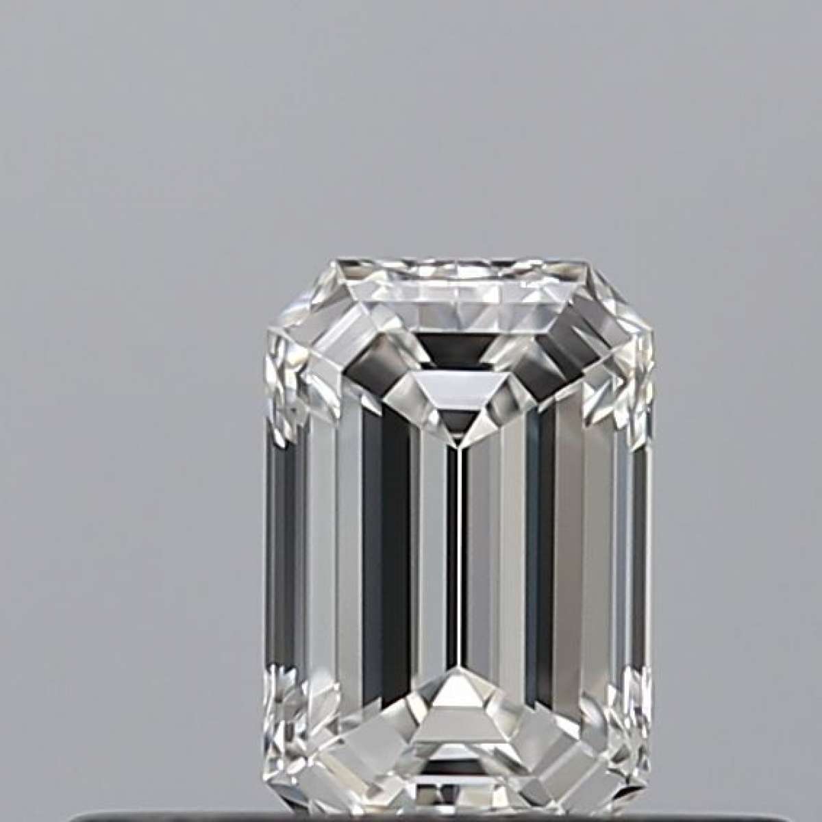 Certified Diamond GIA Carats 0.28 Color F Clarity VVS1  -  EX  VG Fluorescence NON Brown No Green No Milky No EyeClean 100%