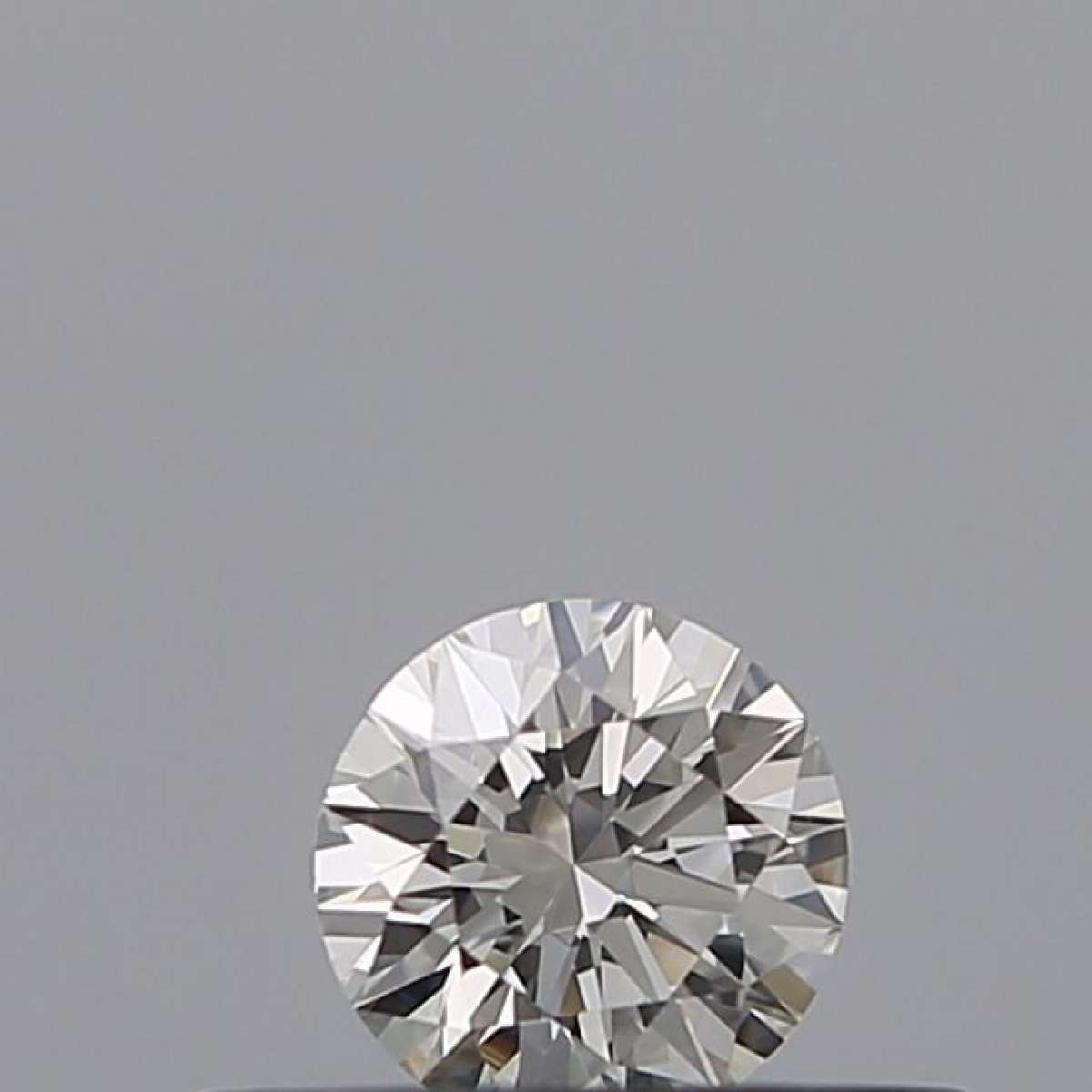 Diamante Certificato GIA Carati 0.19 Colore H Purezza VS1  EX  EX  EX Fluorescenza NON Brown No Milky No EyeClean 100%