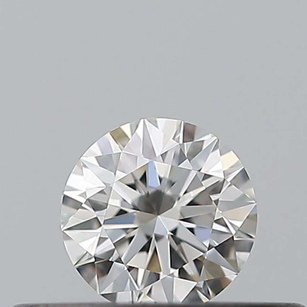 Diamante Certificato GIA Carati 0.18 Colore G Purezza VS1 EX EX VG Fluorescenza NON Brown No Milky No EyeClean 100% Diamante Certificato GIA Carati 0.18 Colore G Purezza VS1 EX EX VG Fluorescenza NON Brown No Milky No EyeClean 100%