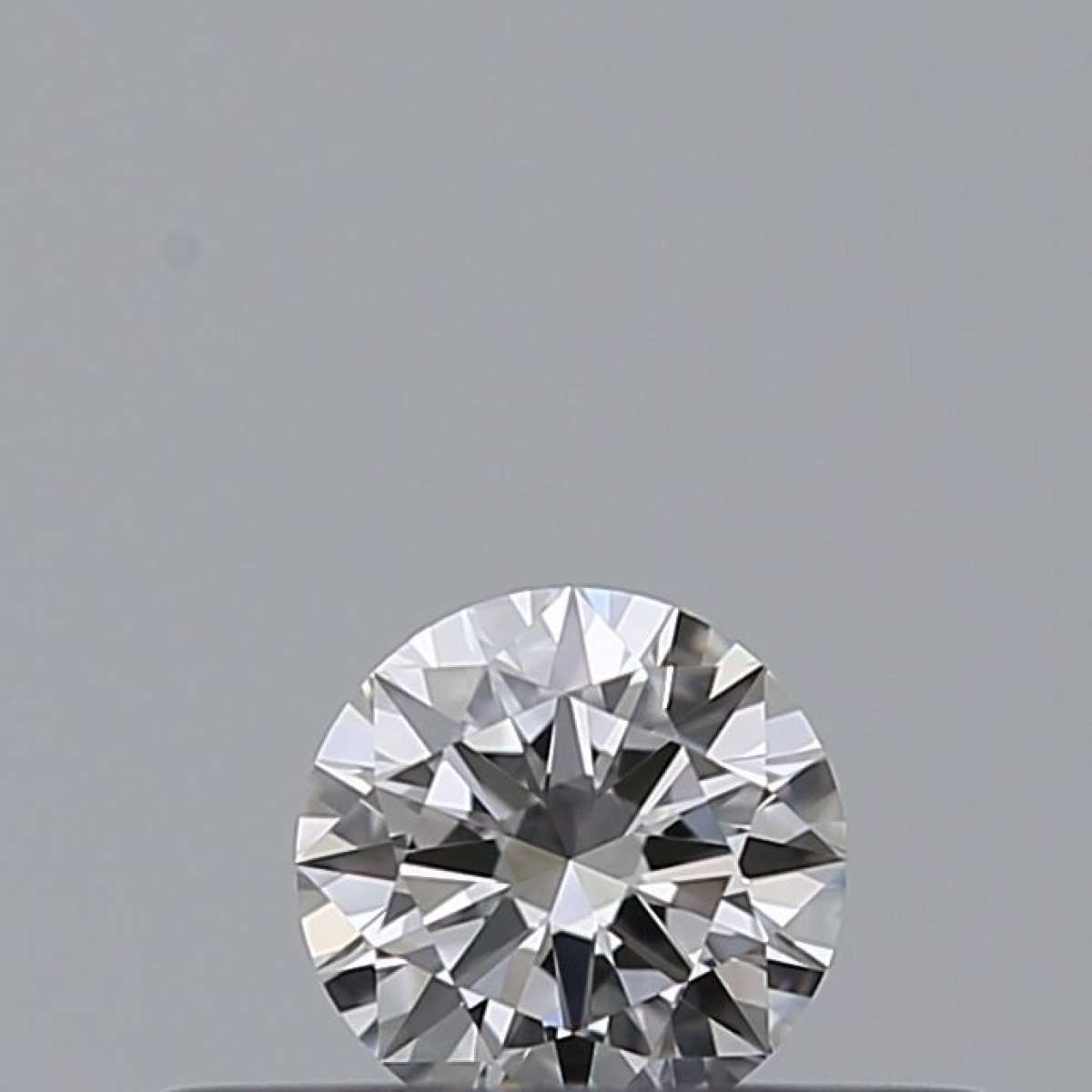 Certified Diamond IGI Carats 0.18 Color D Clarity VVS2  VG  EX  EX Fluorescence NON Brown No Green No Milky No EyeClean 100%
