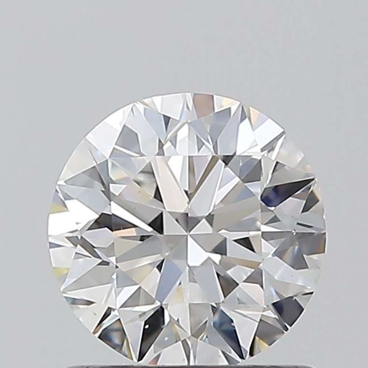 Certified Diamond GIA Carats 0.9 Color E Clarity VS2 VG VG VG Fluorescence MED Brown No Green No Milky No EyeClean 100% Certified Diamond GIA Carats 0.9 Color E Clarity VS2 VG VG VG Fluorescence MED Brown No Green No Milky No EyeClean 100%