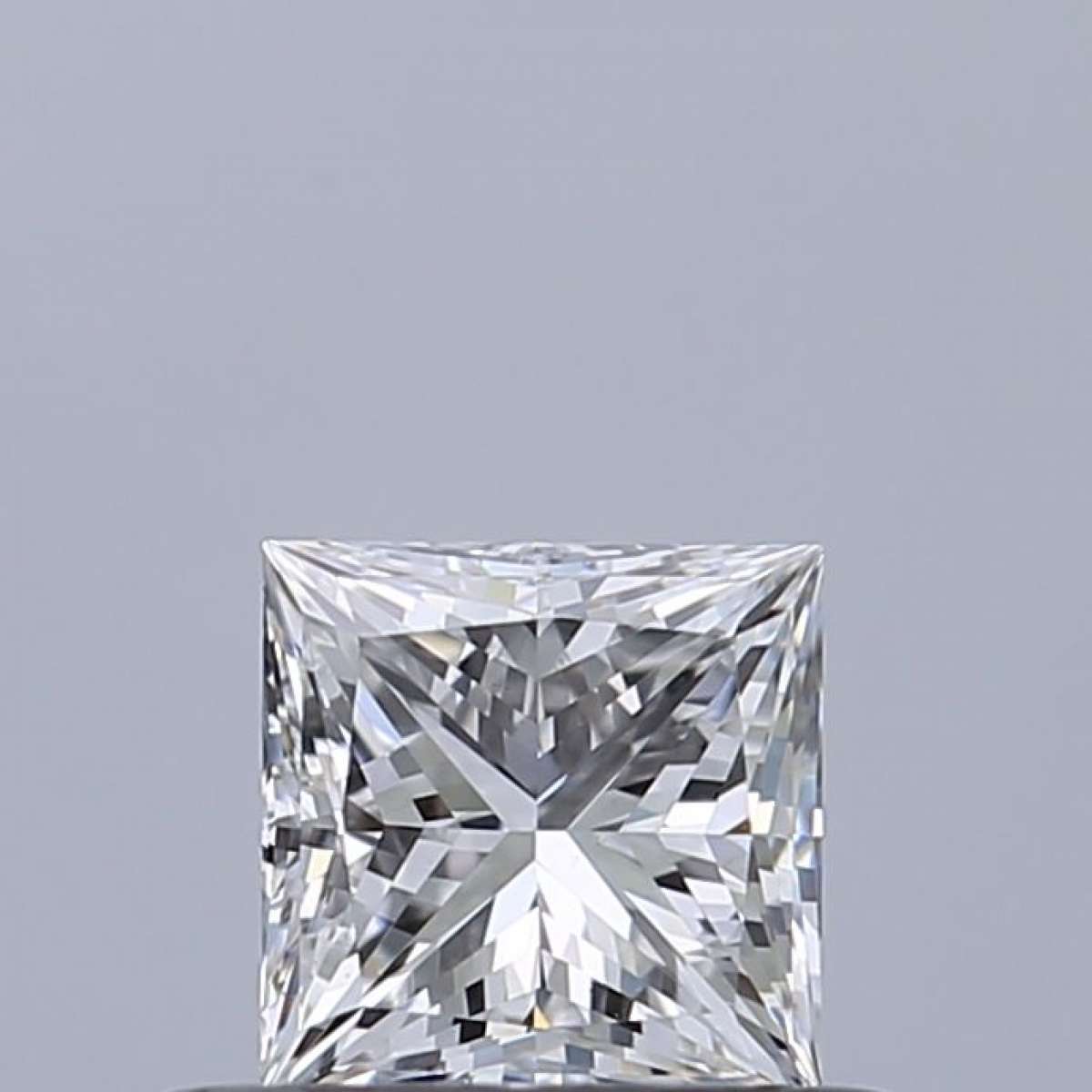 Certified Diamond GIA Carats 0.4 Color D Clarity VS2 - EX VG Fluorescence NON Brown No Green No Milky No EyeClean 100% Certified Diamond GIA Carats 0.4 Color D Clarity VS2 - EX VG Fluorescence NON Brown No Green No Milky No EyeClean 100%