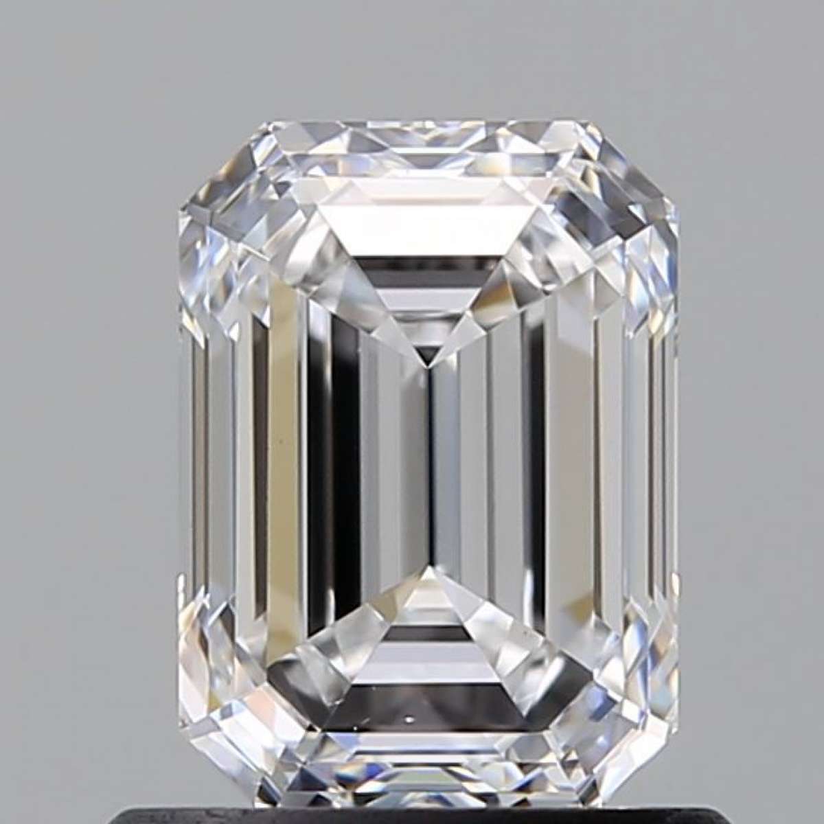 Certified Diamond GIA Carats 1.02 Color D Clarity VS1 - EX EX Fluorescence NON Brown No Green No Milky No EyeClean 100% Certified Diamond GIA Carats 1.02 Color D Clarity VS1 - EX EX Fluorescence NON Brown No Green No Milky No EyeClean 100%