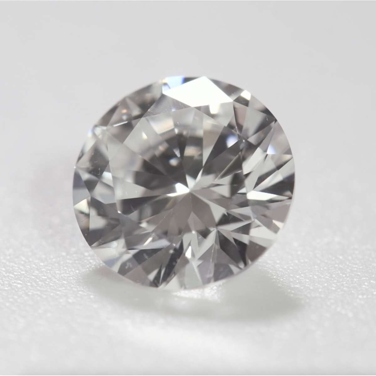 Certified Diamond HRD Carats 1.12 Color E Clarity VVS2  VG  VG  VG Fluorescence NON Brown No Green No Milky No EyeClean 100%