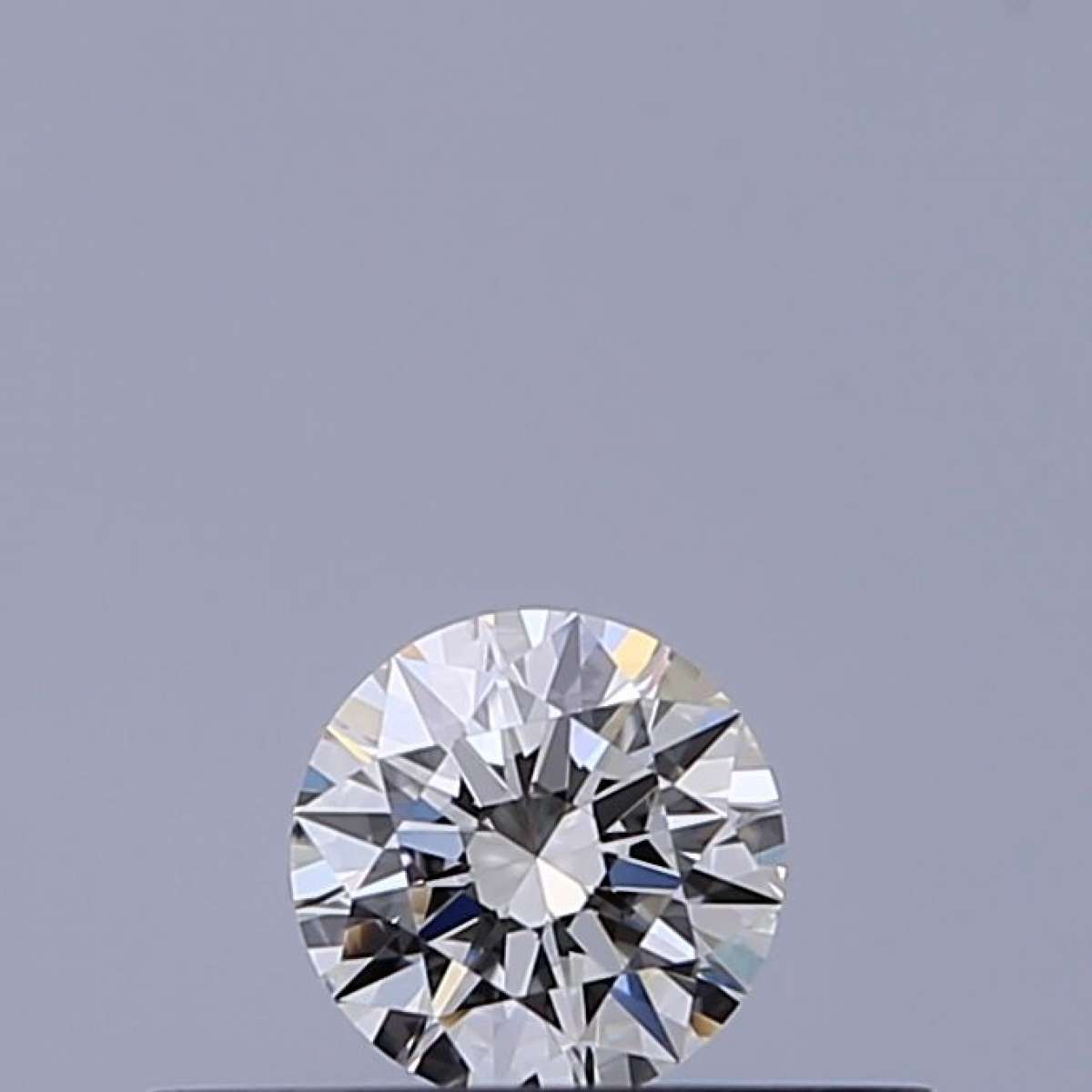 Certified Diamond IGI Carats 0.18 Color F Clarity VVS1  EX  EX  EX Fluorescence NON Brown No Milky No EyeClean 100%