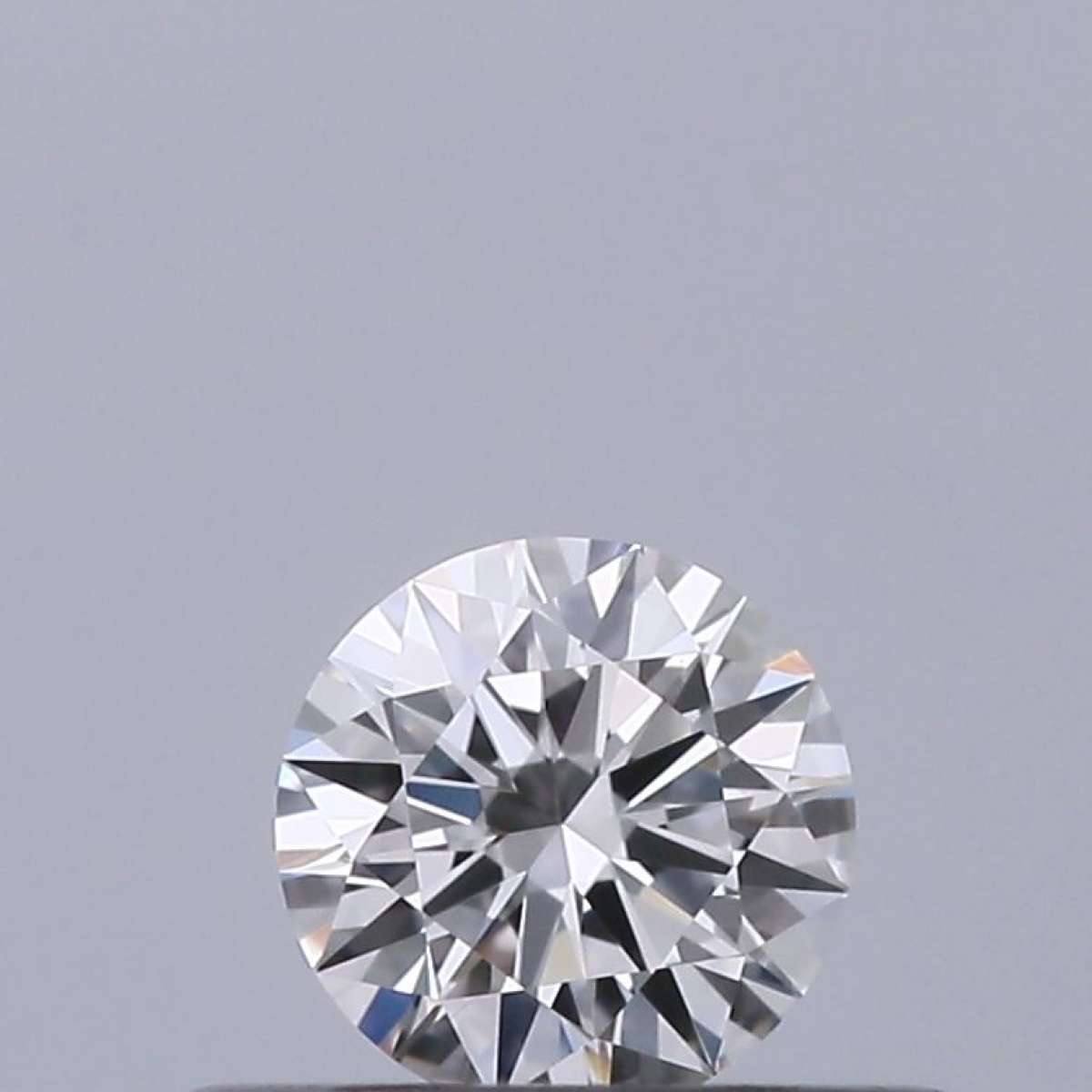 Diamante Certificato GIA Carati 0.24 Colore D Purezza VVS1  EX  EX  EX Fluorescenza NON Brown No Green No Milky No EyeClean 100%