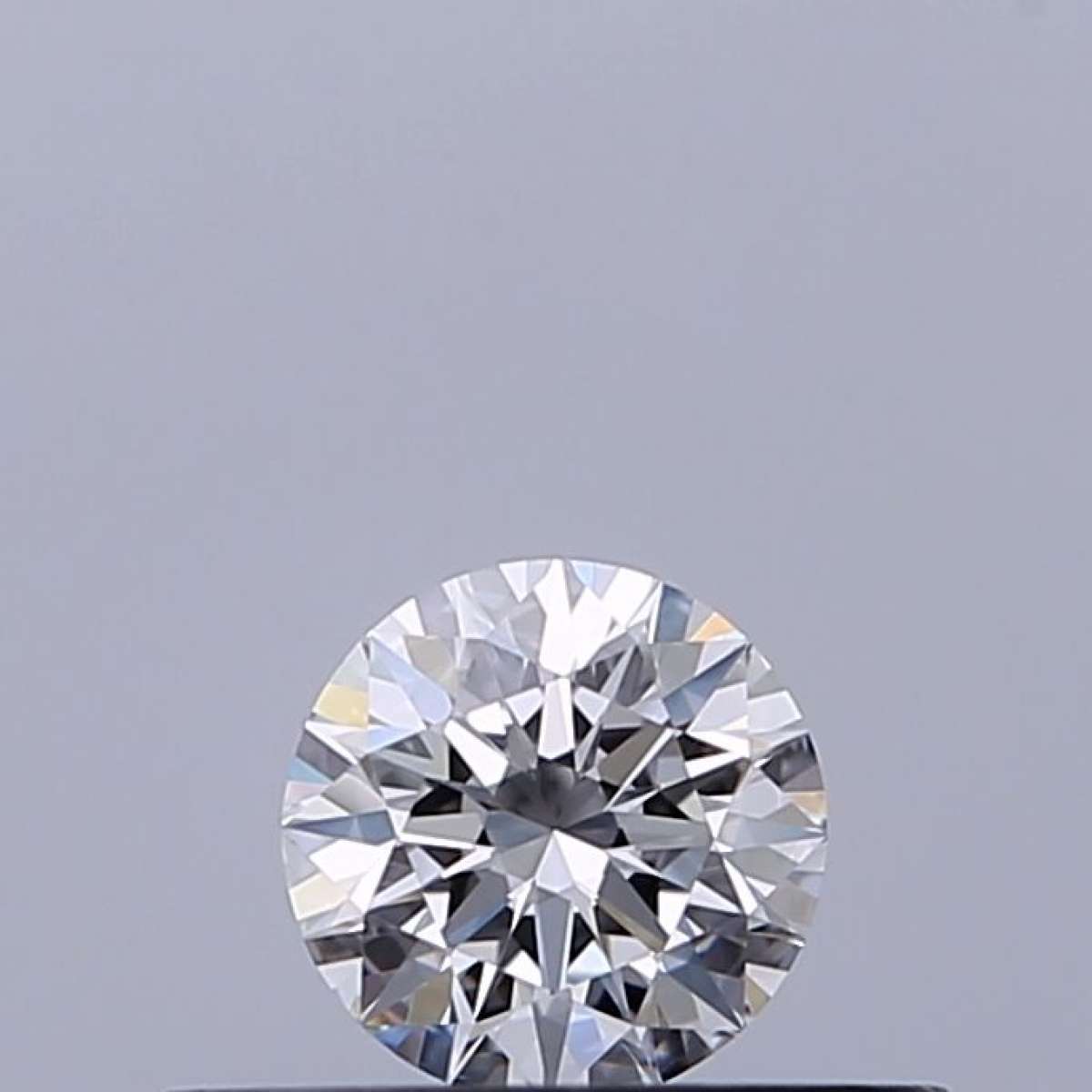 Diamante Certificato GIA Carati 0.24 Colore D Purezza VVS1  EX  EX  EX Fluorescenza NON Brown No Green No Milky No EyeClean 100%