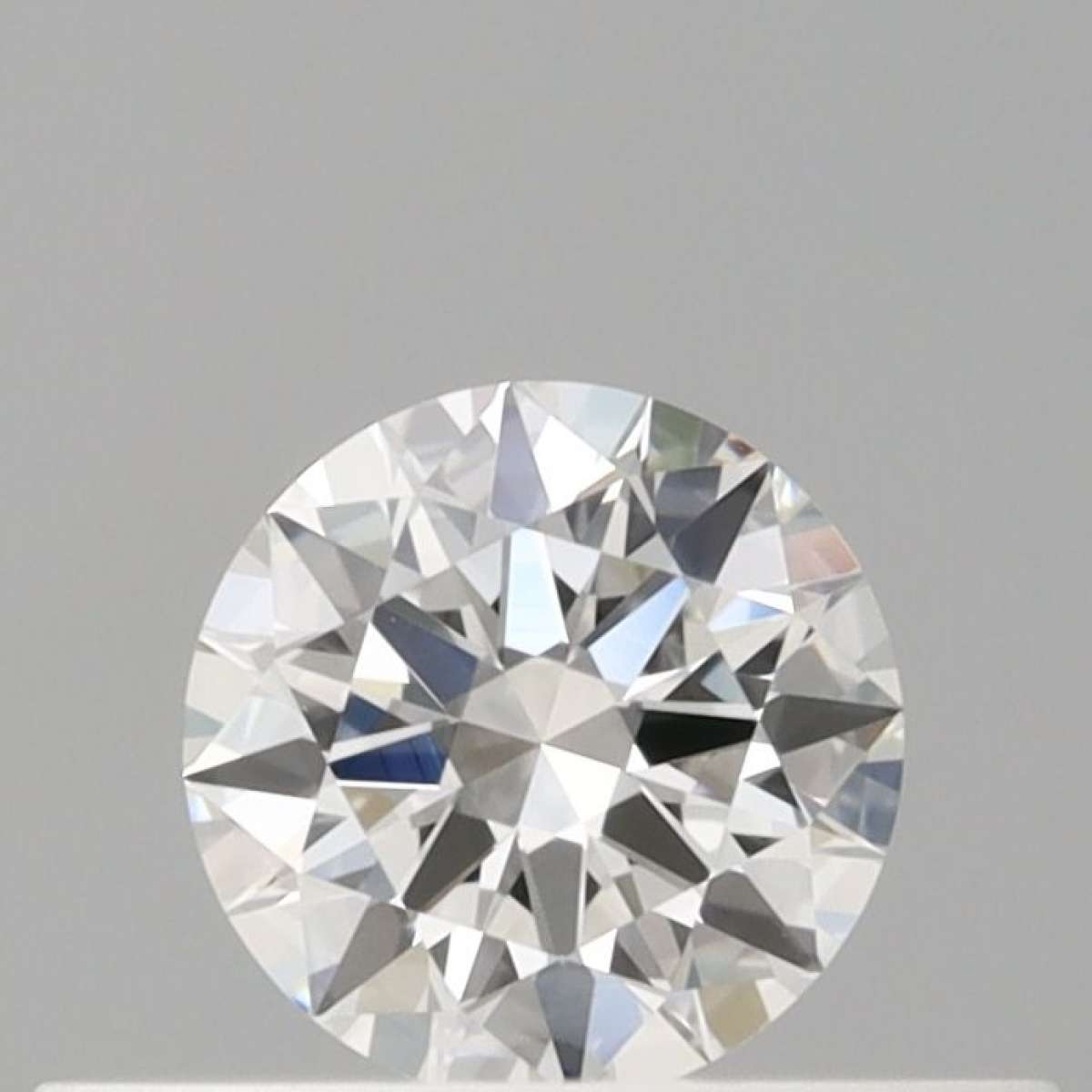 Diamante Certificato GIA Carati 0.27 Colore F Purezza VVS2  EX  EX  EX Fluorescenza NON Brown No Green No Milky No EyeClean 100%