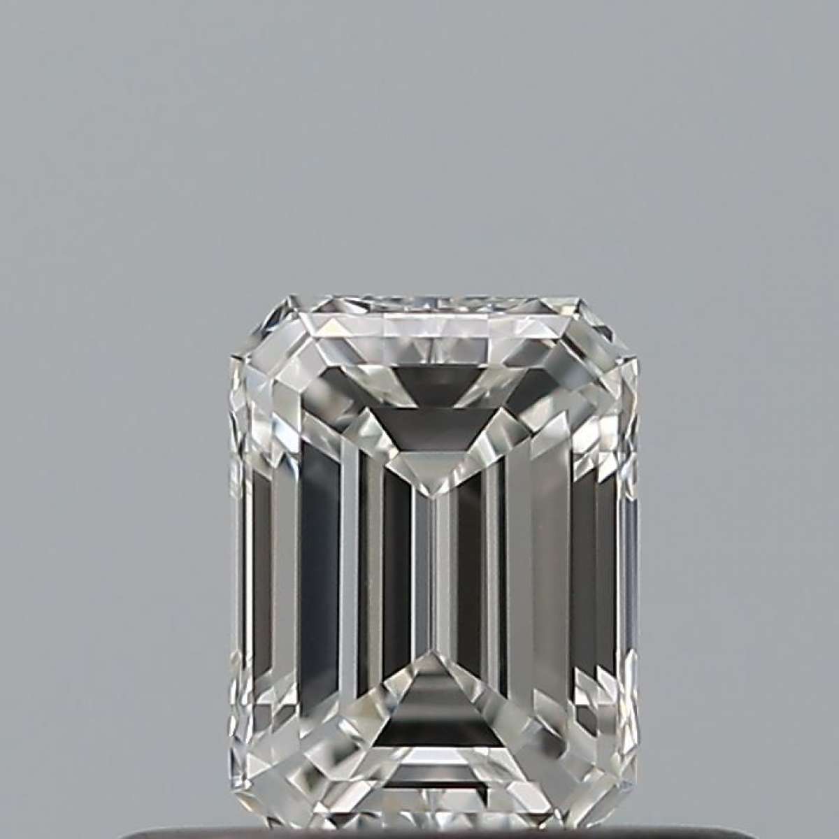 Certified Diamond GIA Carats 0.32 Color G Clarity VVS1  -  EX  VG Fluorescence FNT Brown No Milky No EyeClean 100%