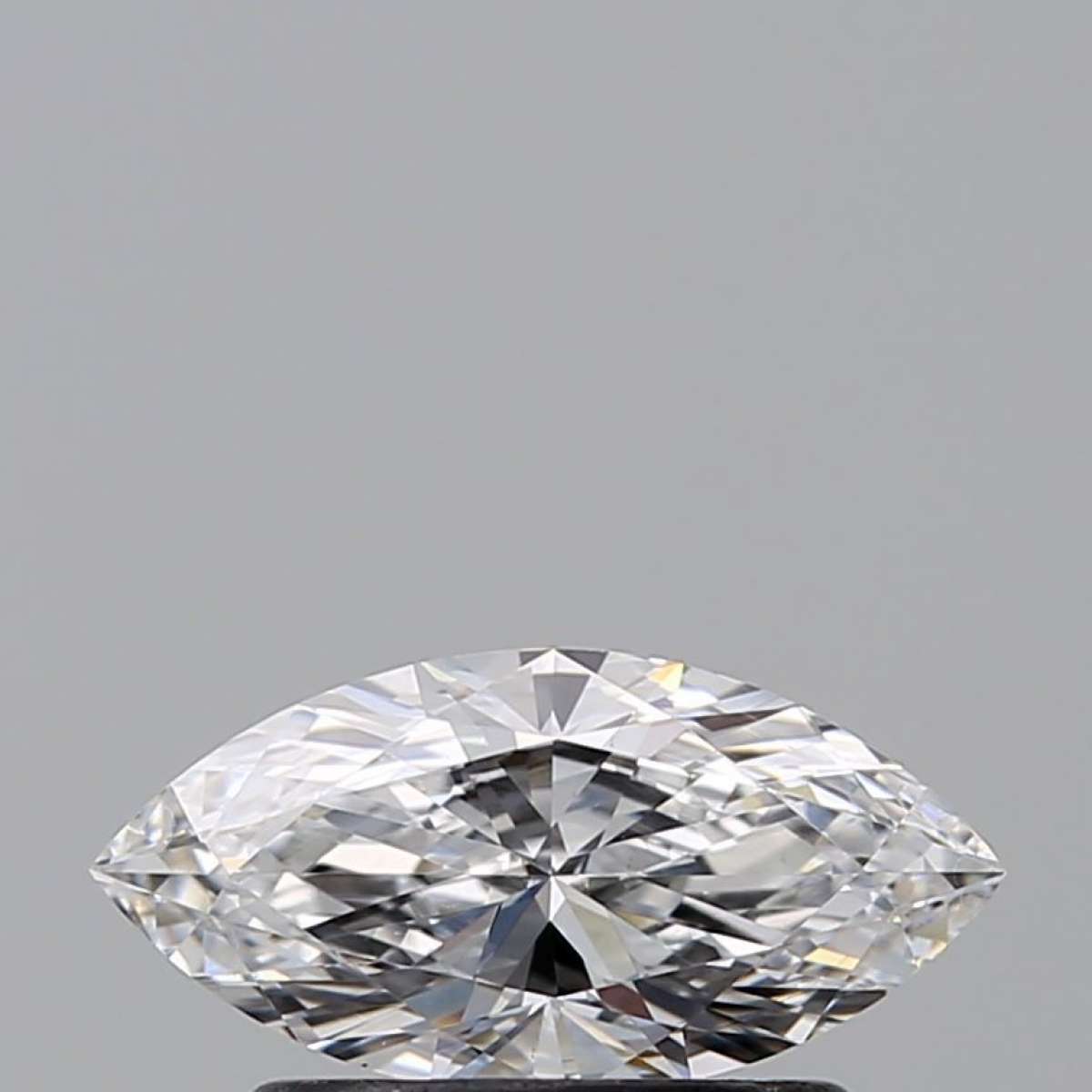 Certified Diamond GIA Carats 0.51 Color D Clarity VS2 - VG VG Fluorescence FNT Brown No Green No Milky No EyeClean 100% Certified Diamond GIA Carats 0.51 Color D Clarity VS2 - VG VG Fluorescence FNT Brown No Green No Milky No EyeClean 100%