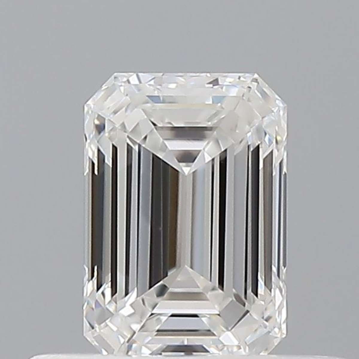 Certified Diamond GIA Carats 0.5 Color F Clarity VVS1 - EX VG Fluorescence NON Brown No Green No Milky No EyeClean 100% Certified Diamond GIA Carats 0.5 Color F Clarity VVS1 - EX VG Fluorescence NON Brown No Green No Milky No EyeClean 100%