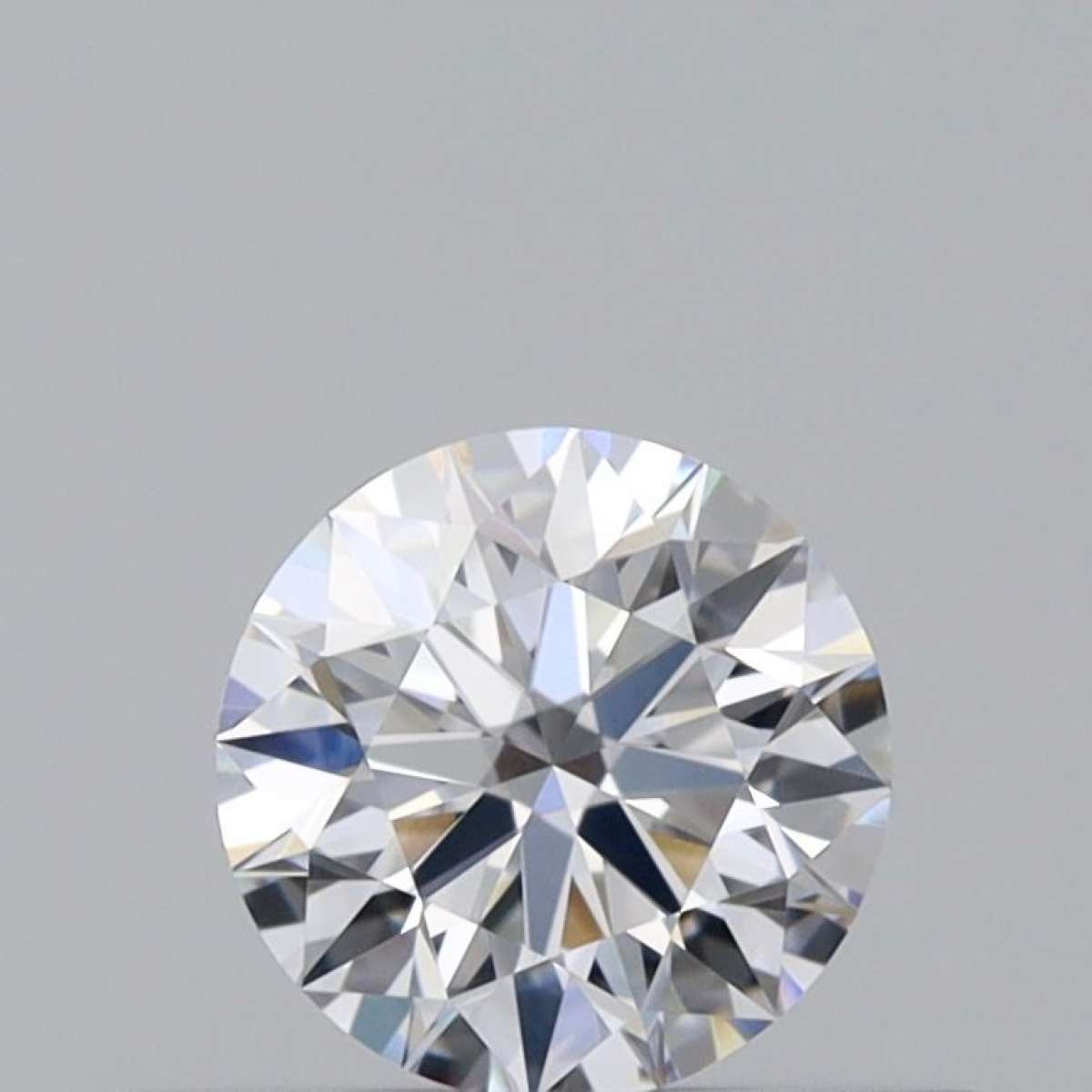 Diamante Certificato GIA Carati 0.31 Colore D Purezza VVS2 EX EX EX Fluorescenza MED Brown No Green No Milky No EyeClean 100% Diamante Certificato GIA Carati 0.31 Colore D Purezza VVS2 EX EX EX Fluorescenza MED Brown No Green No Milky No EyeClean 100%