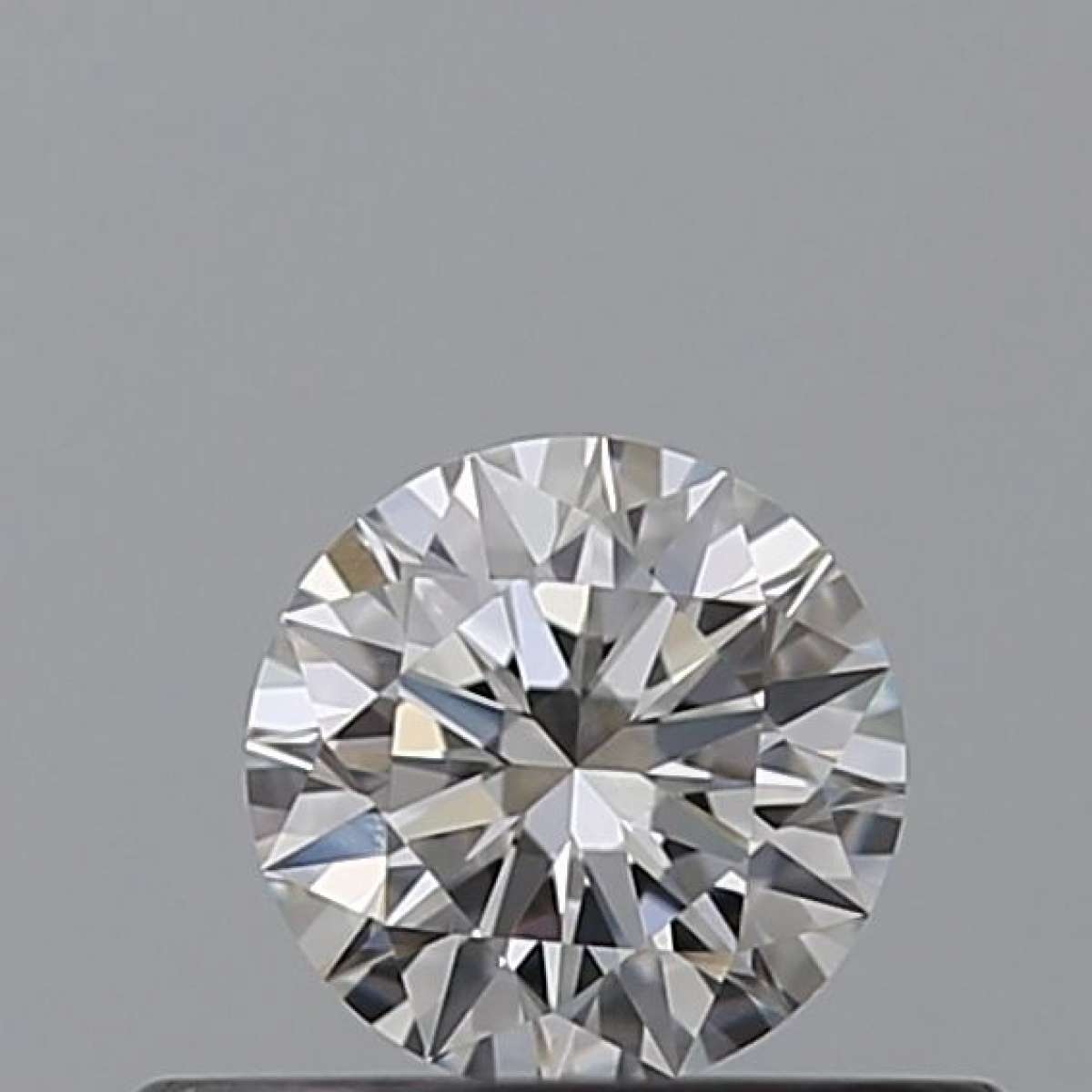 Diamante Certificato GIA Carati 0.26 Colore F Purezza VVS2 EX EX EX Fluorescenza NON Brown No Green No Milky No EyeClean 100% Diamante Certificato GIA Carati 0.26 Colore F Purezza VVS2 EX EX EX Fluorescenza NON Brown No Green No Milky No EyeClean 100%