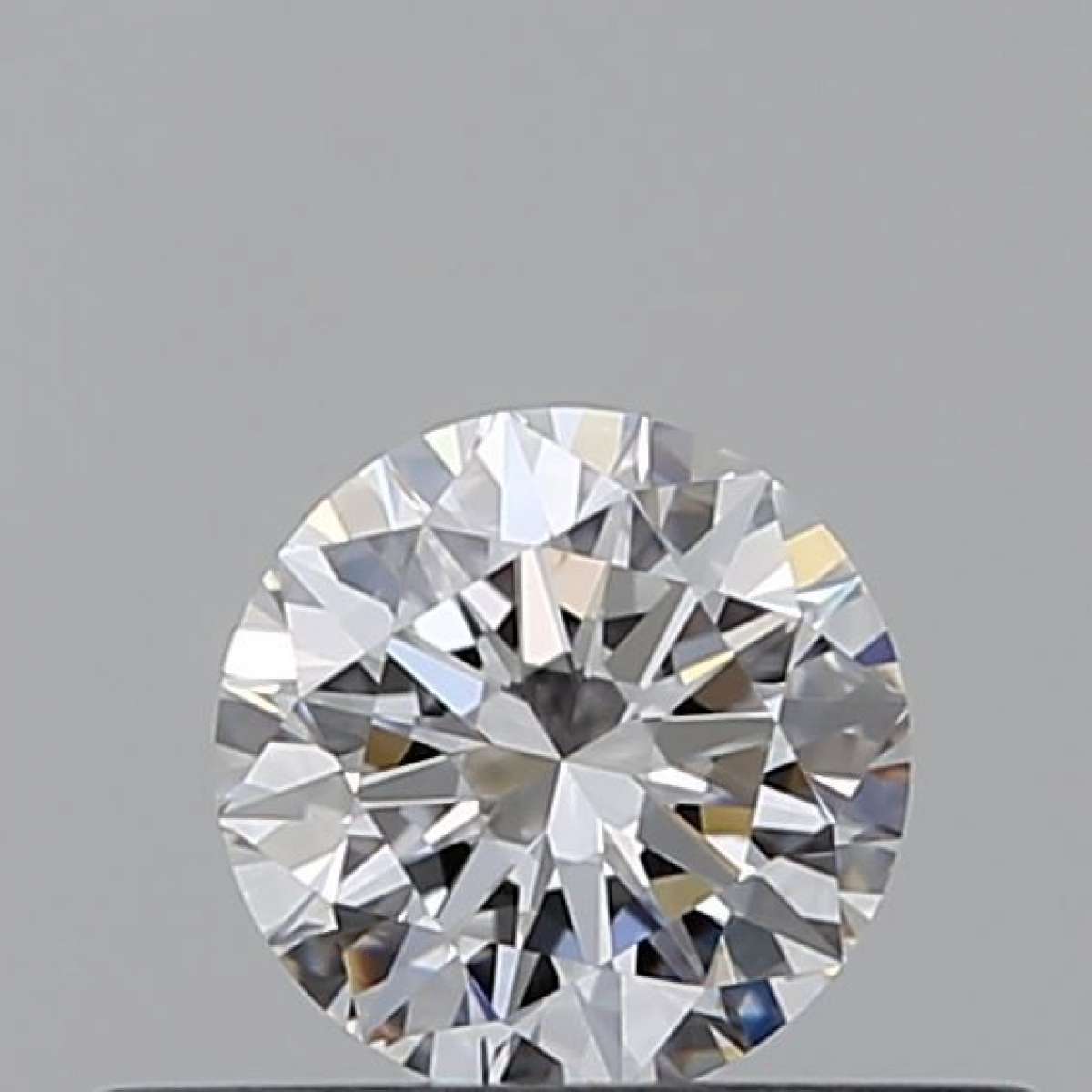 Diamante Certificato GIA Carati 0.3 Colore D Purezza VVS2  EX  VG  VG Fluorescenza NON Brown No Green No Milky No EyeClean 100%