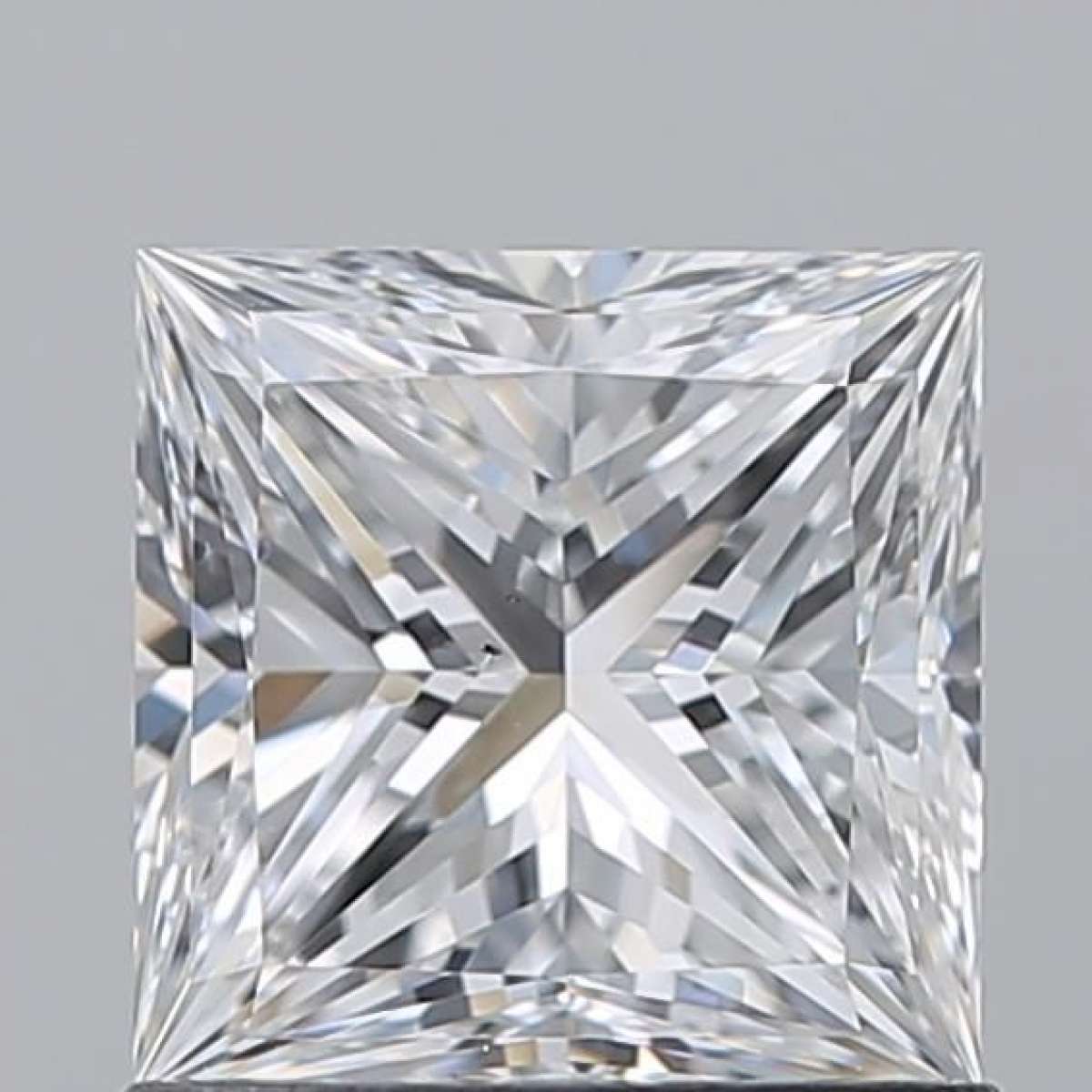 Diamante Certificato GIA Carati 1.05 Colore E Purezza VS2  -  EX  VG Fluorescenza NON Brown No Green No Milky No EyeClean 100%