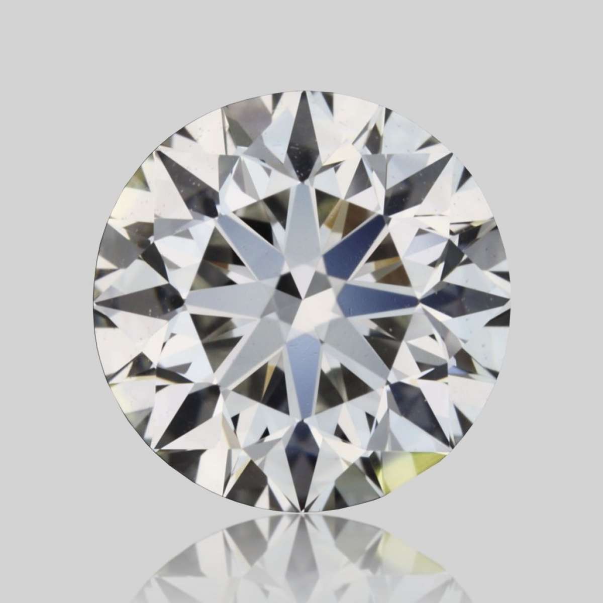 Certified Diamond GIA Carats 0.9 Color G Clarity VVS2  VG  EX  VG Fluorescence NON Brown No Green No Milky No EyeClean 100%
