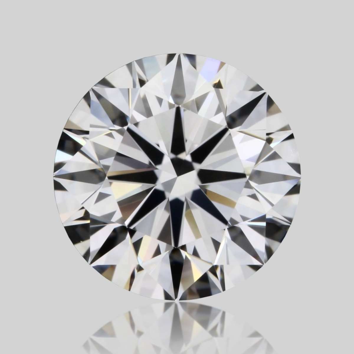 Certified Diamond GIA Carats 1.0 Color E Clarity VS1 EX EX EX Fluorescence NON Brown No Green No Milky No EyeClean 100% Certified Diamond GIA Carats 1.0 Color E Clarity VS1 EX EX EX Fluorescence NON Brown No Green No Milky No EyeClean 100%