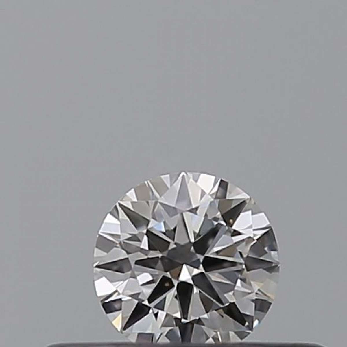 Certified Diamond IGI Carats 0.18 Color E Clarity IF VG EX VG Fluorescence NON Brown No Green No Milky No EyeClean 100% Certified Diamond IGI Carats 0.18 Color E Clarity IF VG EX VG Fluorescence NON Brown No Green No Milky No EyeClean 100%