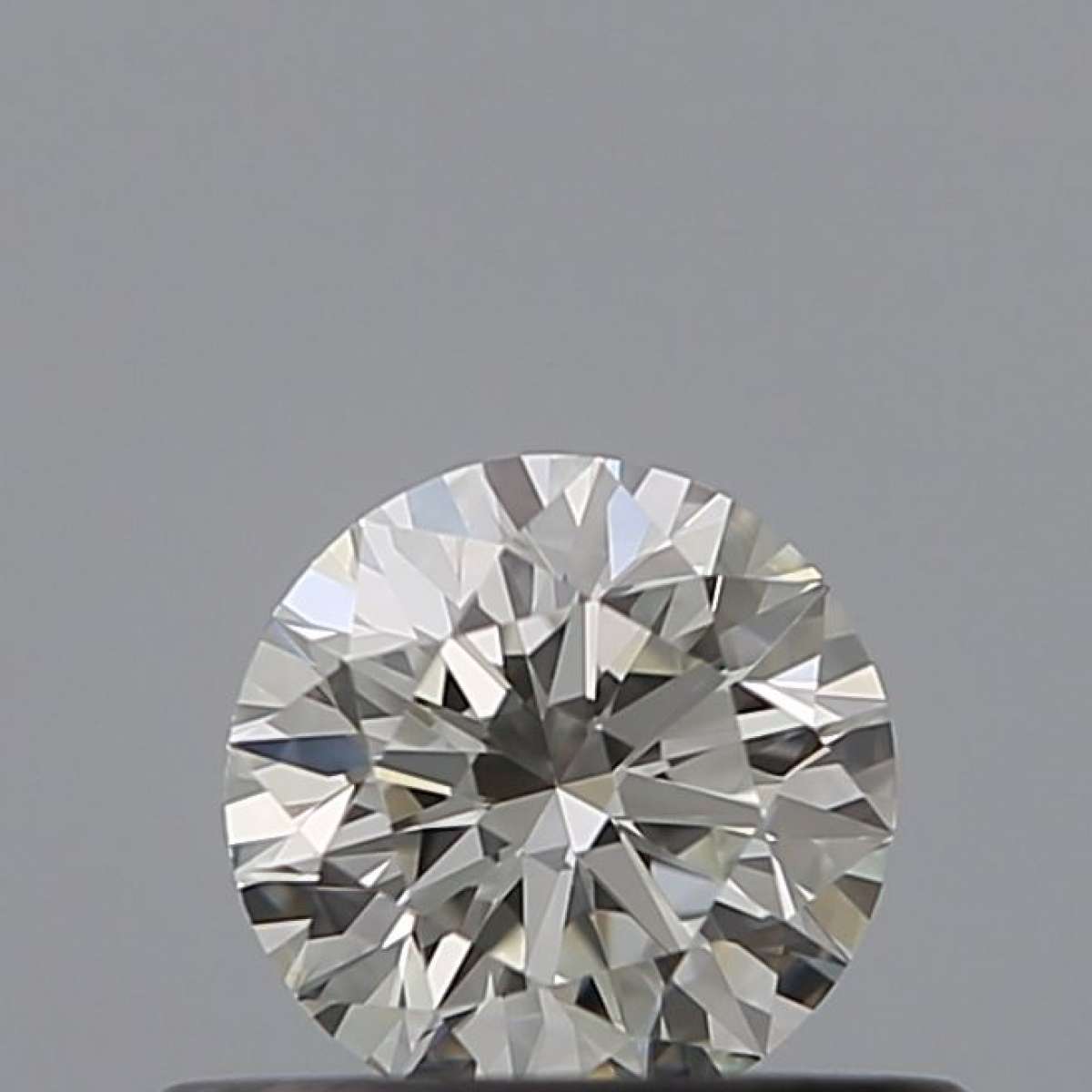 Certified Diamond IGI Carats 0.38 Color G Clarity IF  EX  EX  EX Fluorescence NON Brown No Milky No EyeClean 100%