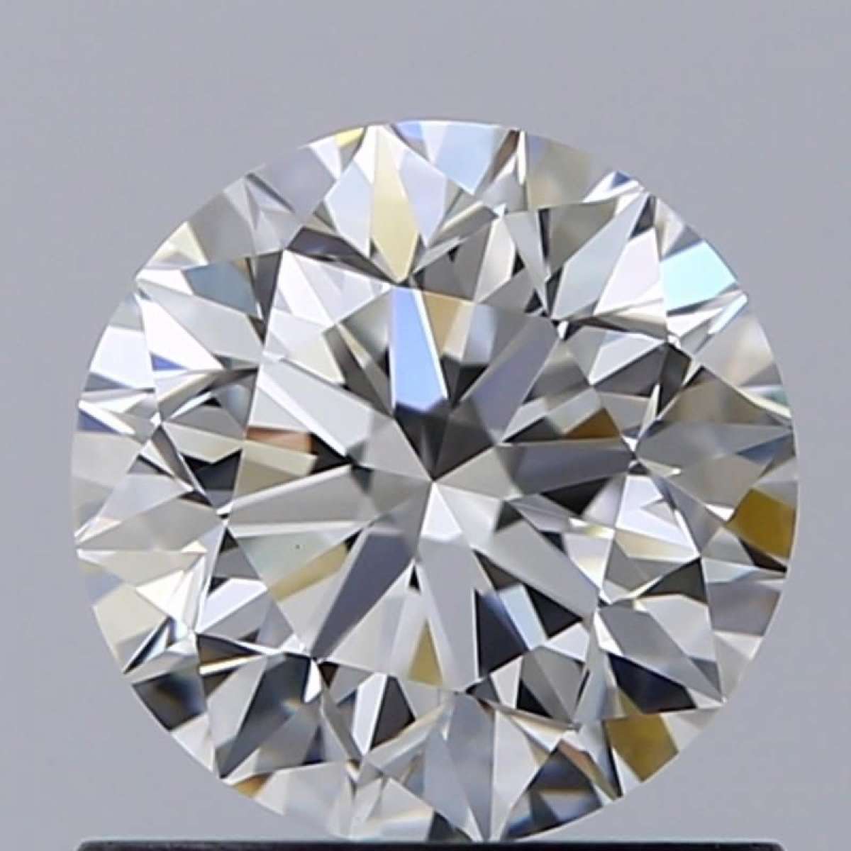 Certified Diamond GIA Carats 0.85 Color F Clarity VS1 VG EX EX Fluorescence NON Brown No Green No Milky No EyeClean 100% Certified Diamond GIA Carats 0.85 Color F Clarity VS1 VG EX EX Fluorescence NON Brown No Green No Milky No EyeClean 100%