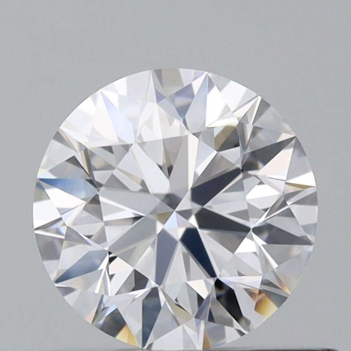 Certified Diamond GIA Carats 0.6 Color D Clarity VVS1 EX EX EX Fluorescence NON Brown No Green No Milky No EyeClean 100% Certified Diamond GIA Carats 0.6 Color D Clarity VVS1 EX EX EX Fluorescence NON Brown No Green No Milky No EyeClean 100%