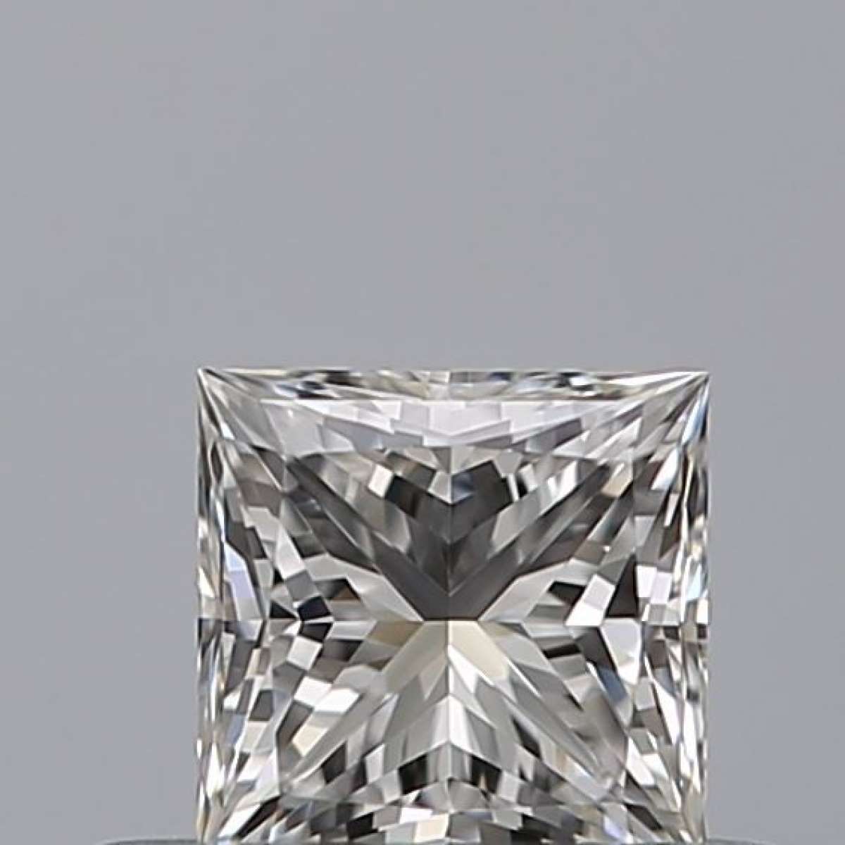 Certified Diamond GIA Carats 0.35 Color F Clarity VVS1  -  EX  VG Fluorescence NON Brown No Milky No EyeClean 100%