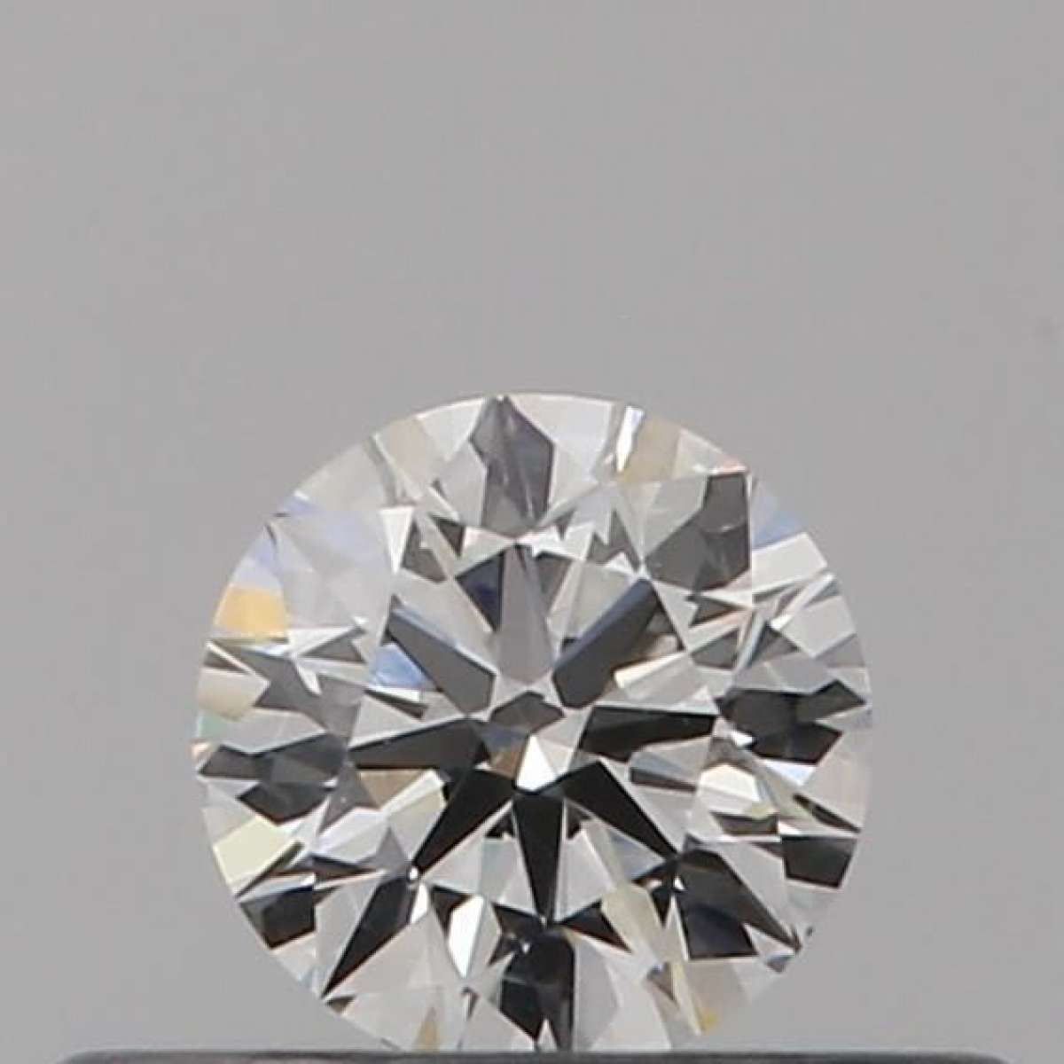 Certified Diamond IGI Carats 0.23 Color G Clarity VS2  EX  EX  EX Fluorescence NON Brown No Green No Milky No EyeClean 100%