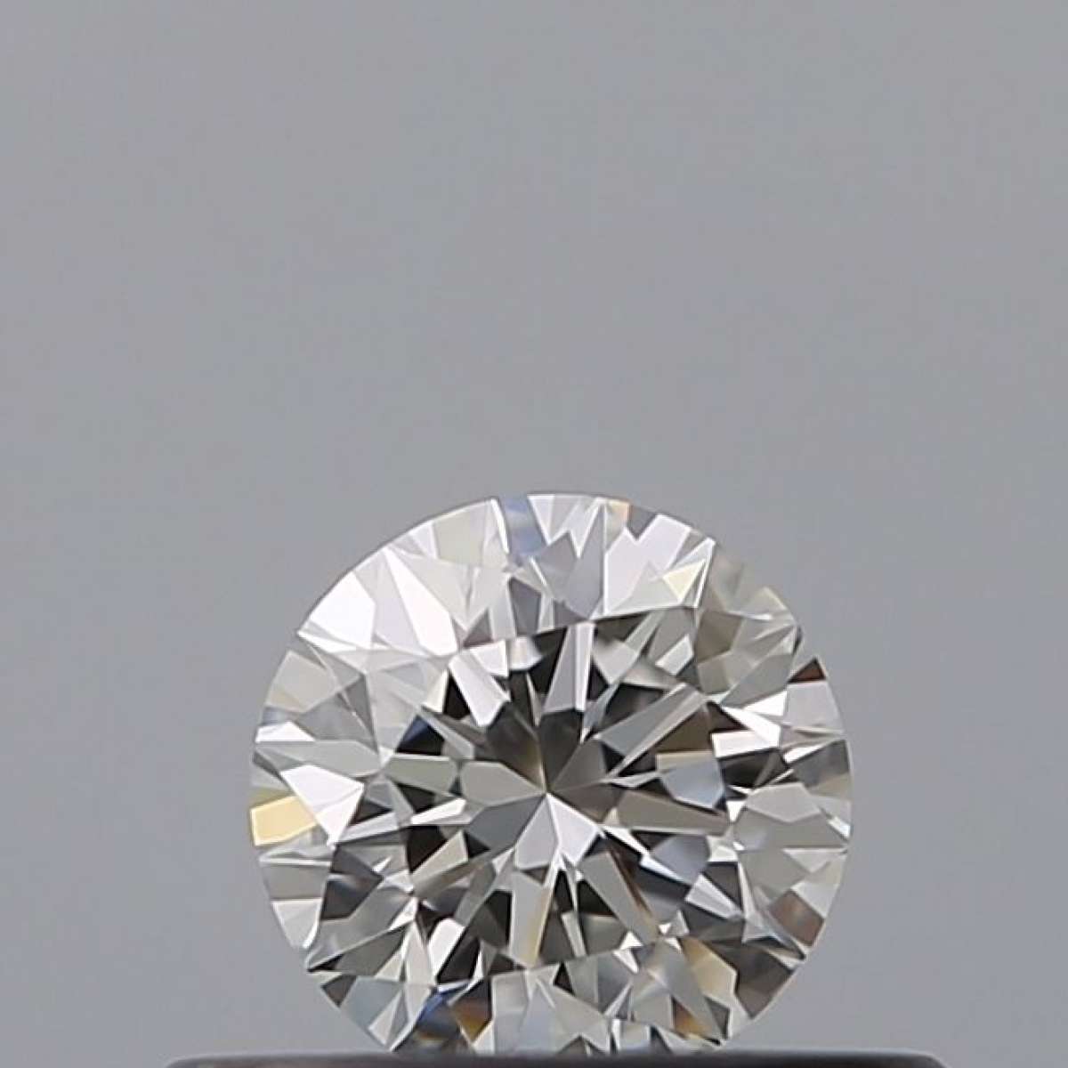 Certified Diamond GIA Carats 0.3 Color G Clarity VVS2 EX EX EX Fluorescence NON Brown No Milky No EyeClean 100% Certified Diamond GIA Carats 0.3 Color G Clarity VVS2 EX EX EX Fluorescence NON Brown No Milky No EyeClean 100%