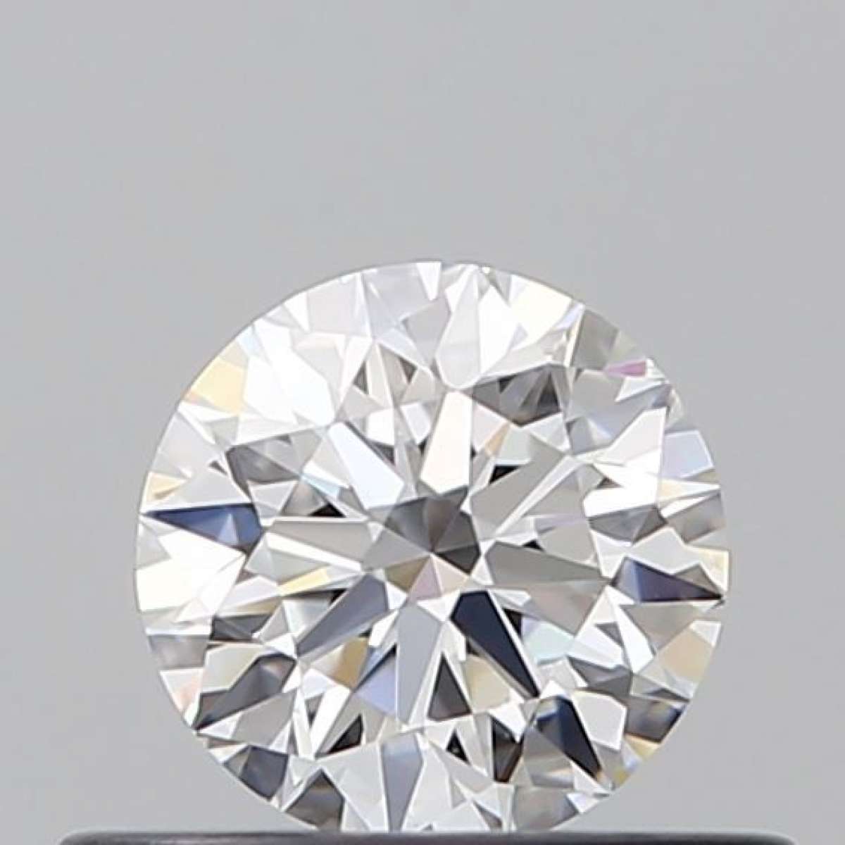 Certified Diamond GIA Carats 0.4 Color D Clarity VS2 EX EX EX Fluorescence NON Brown No Green No Milky No EyeClean 100% Certified Diamond GIA Carats 0.4 Color D Clarity VS2 EX EX EX Fluorescence NON Brown No Green No Milky No EyeClean 100%