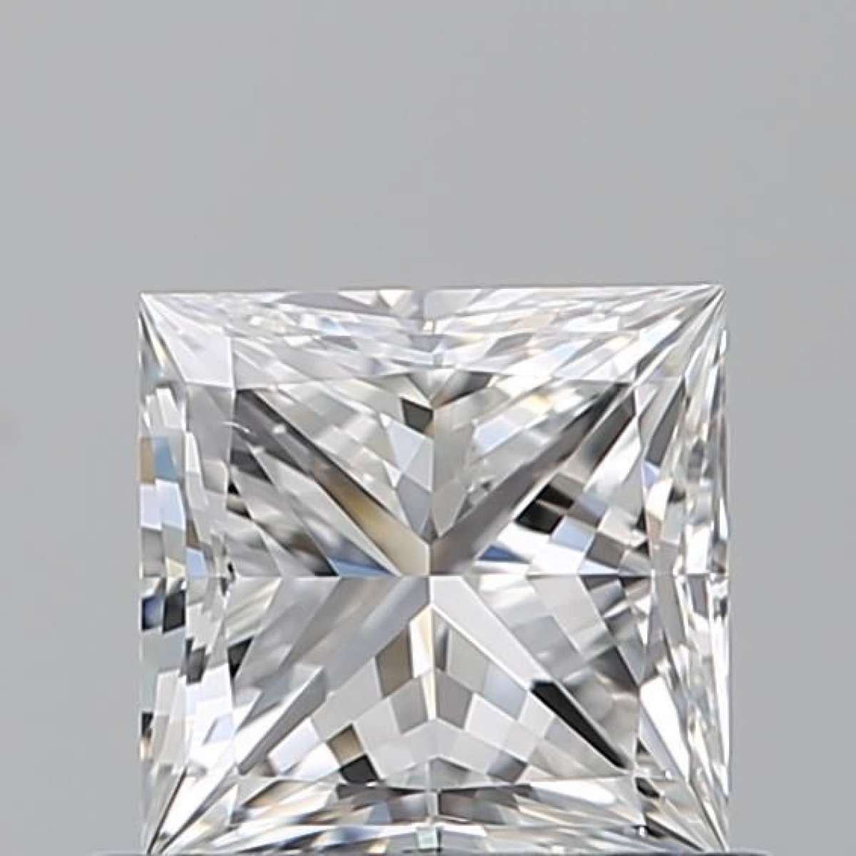 Diamante Certificato GIA Carati 0.7 Colore E Purezza VS2  -  EX  VG Fluorescenza NON Brown No Green No Milky No EyeClean 100%