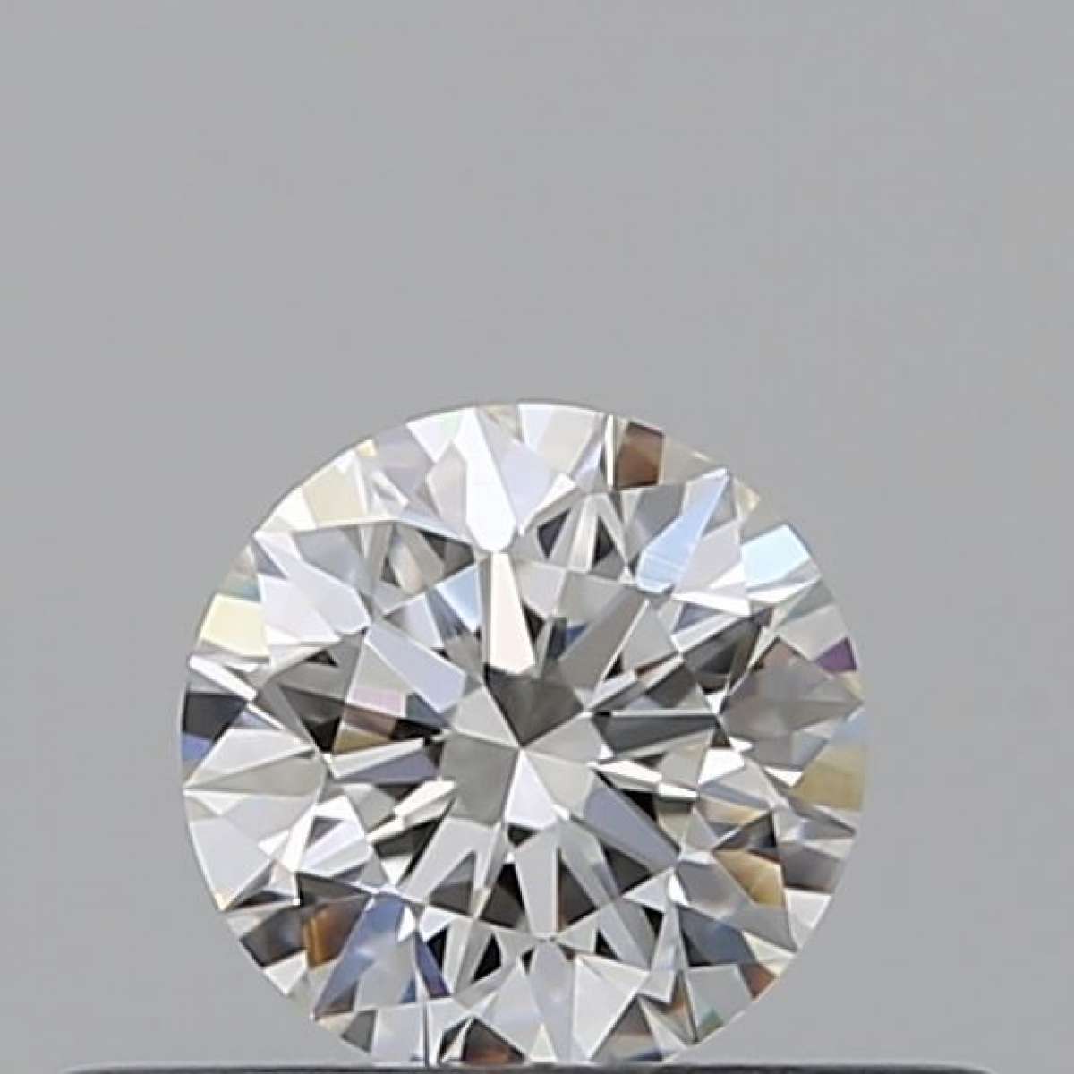 Diamante Certificato GIA Carati 0.3 Colore G Purezza VVS2 EX EX EX Fluorescenza NON Brown No Green No Milky No EyeClean 100% Diamante Certificato GIA Carati 0.3 Colore G Purezza VVS2 EX EX EX Fluorescenza NON Brown No Green No Milky No EyeClean 100%