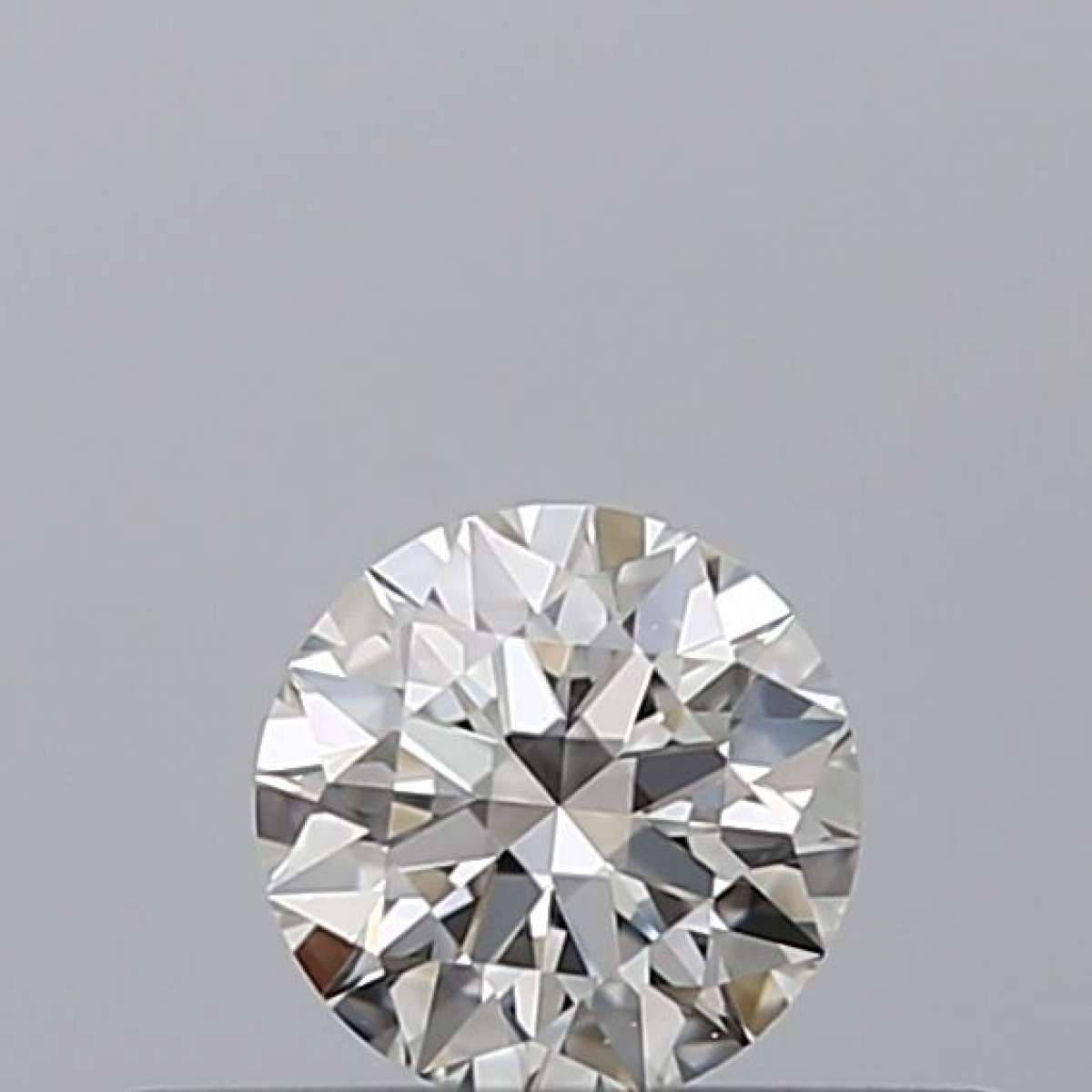 Diamante Certificato GIA Carati 0.18 Colore G Purezza VVS2  EX  EX  EX Fluorescenza NON Brown No Milky No EyeClean 100%