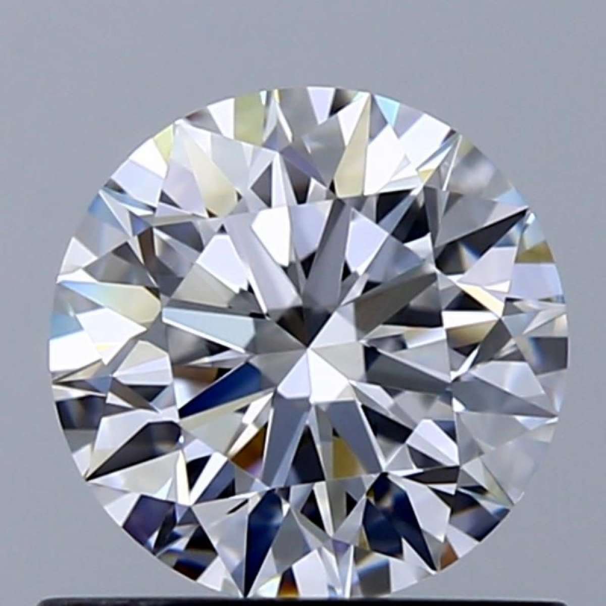 Diamante Certificato GIA Carati 0.72 Colore D Purezza VVS1 EX EX EX Fluorescenza NON Brown No Green No Milky No EyeClean 100% Diamante Certificato GIA Carati 0.72 Colore D Purezza VVS1 EX EX EX Fluorescenza NON Brown No Green No Milky No EyeClean 100%