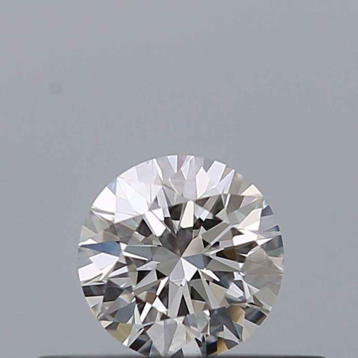 Diamante Certificato GIA Carati 0.27 Colore E Purezza VVS2 EX EX EX Fluorescenza NON Brown No Green No Milky No EyeClean 100% Diamante Certificato GIA Carati 0.27 Colore E Purezza VVS2 EX EX EX Fluorescenza NON Brown No Green No Milky No EyeClean 100%