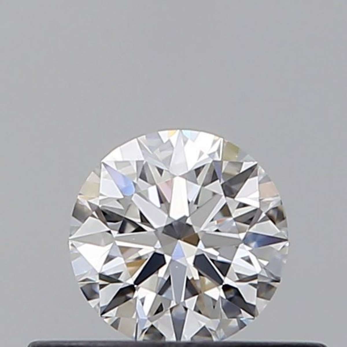 Diamante Certificato GIA Carati 0.3 Colore D Purezza VS1 EX EX EX Fluorescenza FNT Brown No Green No Milky No EyeClean 100% Diamante Certificato GIA Carati 0.3 Colore D Purezza VS1 EX EX EX Fluorescenza FNT Brown No Green No Milky No EyeClean 100%