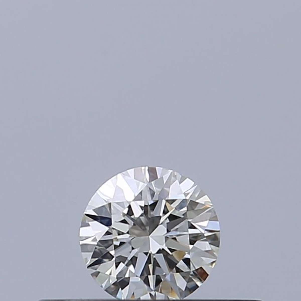 Certified Diamond IGI Carats 0.18 Color F Clarity VVS1  EX  EX  EX Fluorescence NON Brown No Milky No EyeClean 100%
