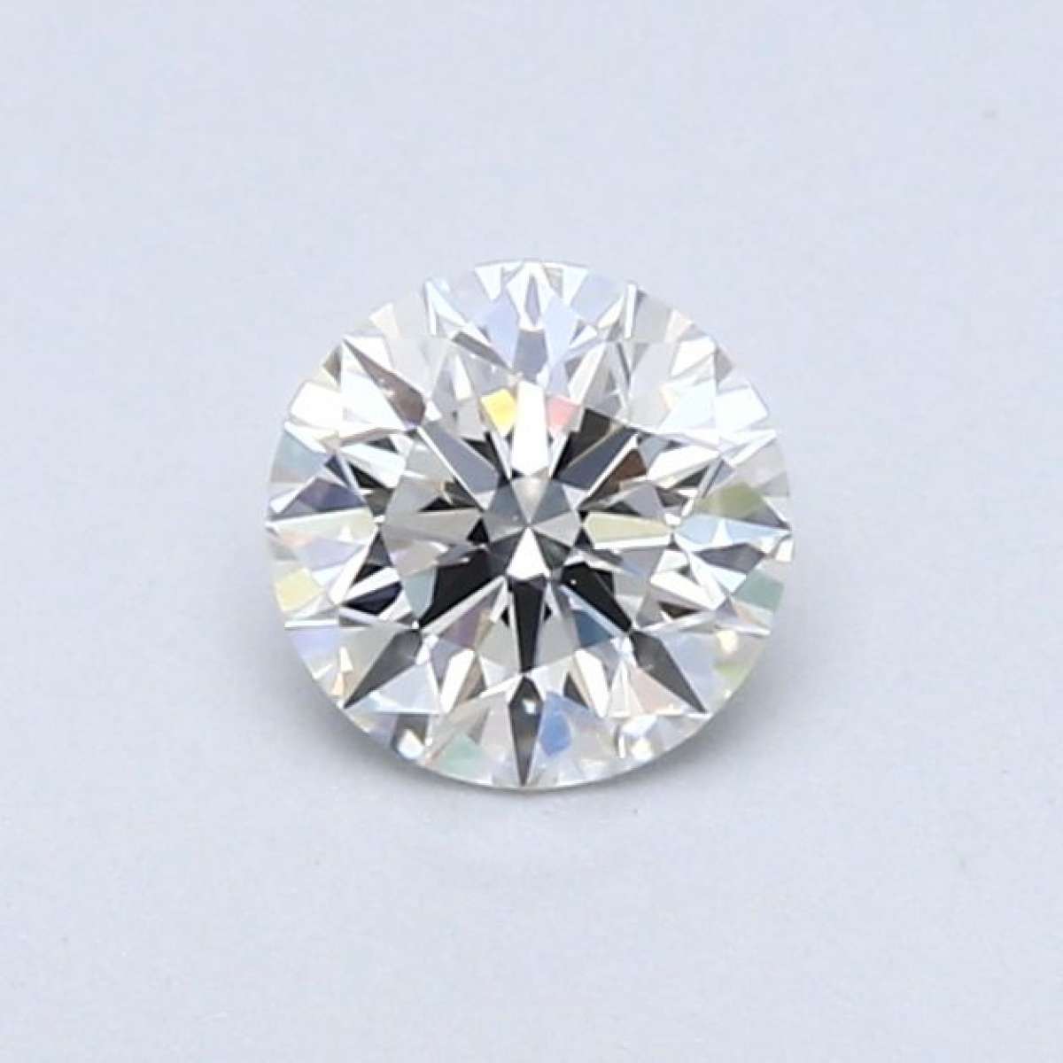 Diamante Certificato GIA Carati 0.44 Colore F Purezza VS2 VG VG VG Fluorescenza MED Brown No Green No Milky No EyeClean 100% Diamante Certificato GIA Carati 0.44 Colore F Purezza VS2 VG VG VG Fluorescenza MED Brown No Green No Milky No EyeClean 100%