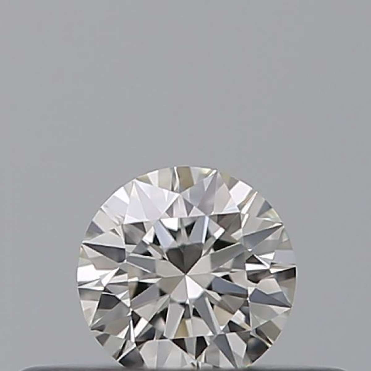 Certified Diamond IGI Carats 0.18 Color G Clarity VVS1  EX  EX  EX Fluorescence NON Brown No Milky No EyeClean 100%