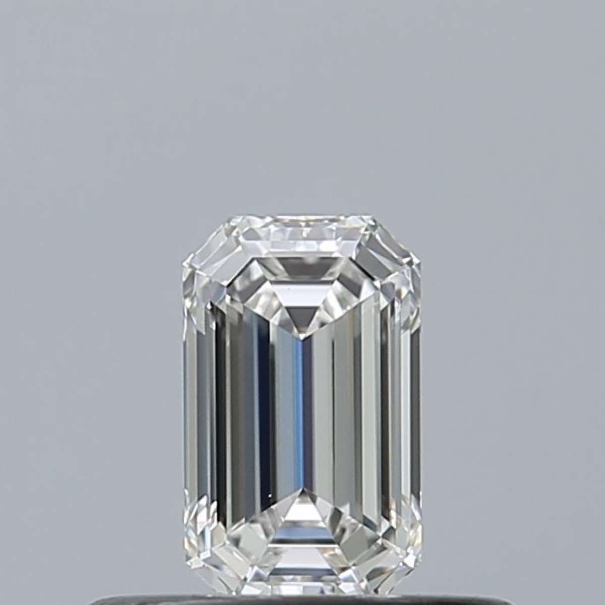 Certified Diamond GIA Carats 0.32 Color F Clarity VVS1 - EX VG Fluorescence NON Brown No Milky No EyeClean 100% Certified Diamond GIA Carats 0.32 Color F Clarity VVS1 - EX VG Fluorescence NON Brown No Milky No EyeClean 100%