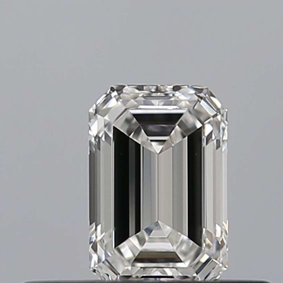 Diamante Certificato GIA Carati 0.33 Colore G Purezza VVS1 - EX VG Fluorescenza NON Brown No Milky No EyeClean 100% Diamante Certificato GIA Carati 0.33 Colore G Purezza VVS1 - EX VG Fluorescenza NON Brown No Milky No EyeClean 100%