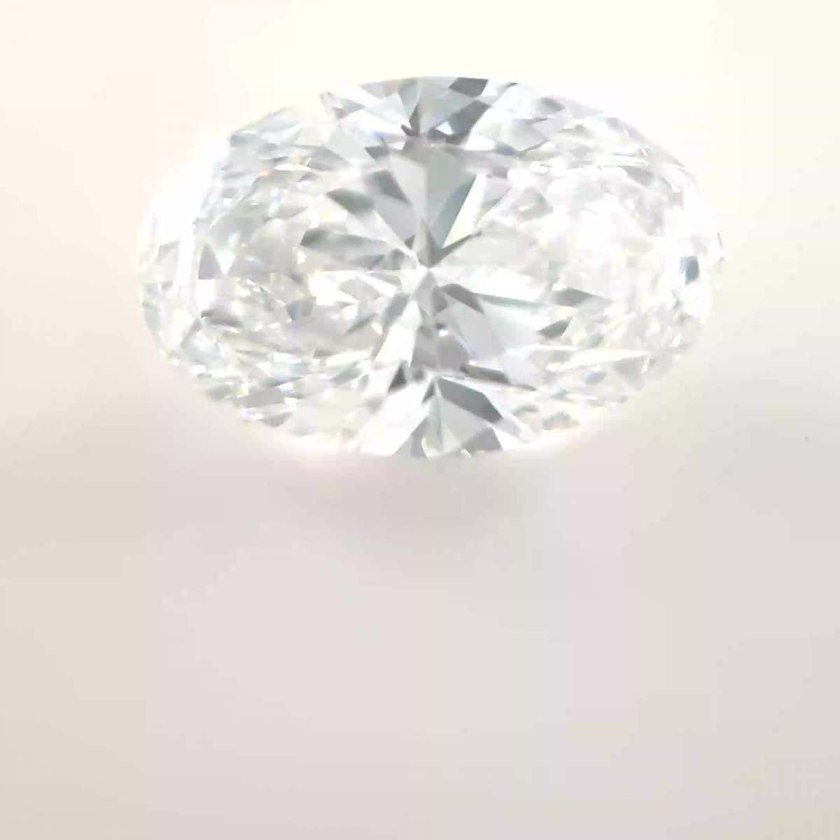 Diamante Certificato GIA Carati 1.41 Colore D Purezza VS1  -  EX  EX Fluorescenza NON Brown No Green No Milky No EyeClean 100%