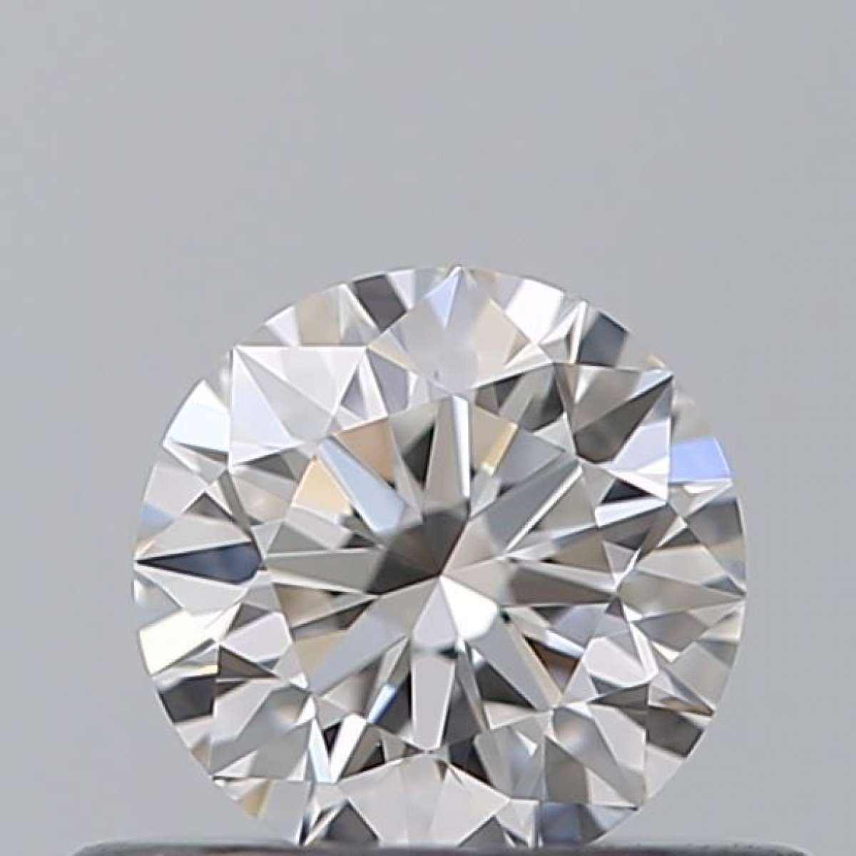 Diamante Certificato GIA Carati 0.37 Colore D Purezza VVS1 EX EX EX Fluorescenza NON Brown No Green No Milky No EyeClean 100% Diamante Certificato GIA Carati 0.37 Colore D Purezza VVS1 EX EX EX Fluorescenza NON Brown No Green No Milky No EyeClean 100%