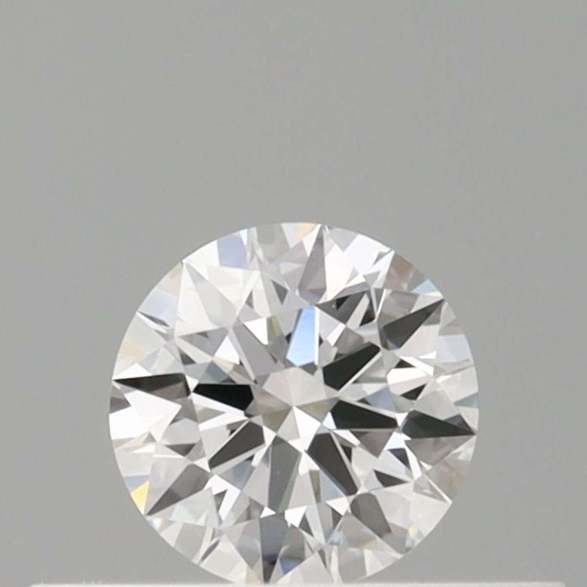 Diamante Certificato GIA Carati 0.25 Colore E Purezza IF EX EX EX Fluorescenza FNT Brown No Green No Milky No EyeClean 100% Diamante Certificato GIA Carati 0.25 Colore E Purezza IF EX EX EX Fluorescenza FNT Brown No Green No Milky No EyeClean 100%