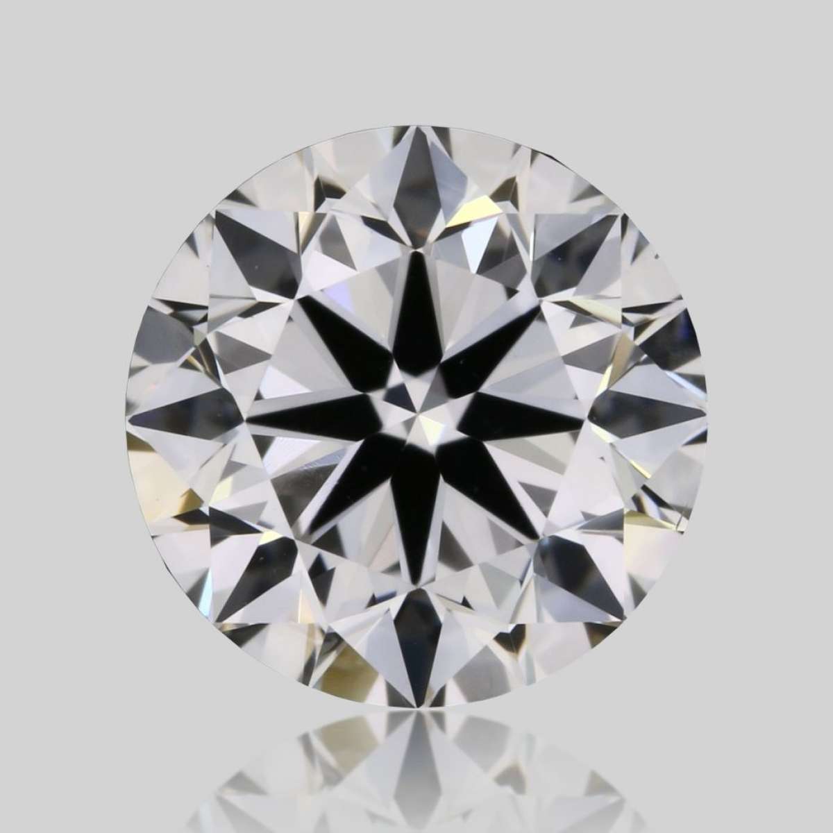 Certified Diamond GIA Carats 0.7 Color G Clarity SI1  VG  EX  VG Fluorescence NON Brown No Green No Milky No EyeClean 100%