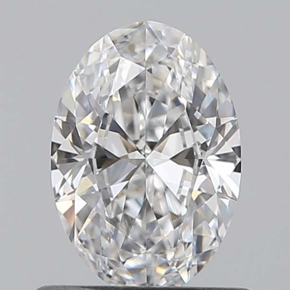 Certified Diamond GIA Carats 0.6 Color D Clarity VVS2 - VG VG Fluorescence MED Brown No Green No Milky No EyeClean 100% Certified Diamond GIA Carats 0.6 Color D Clarity VVS2 - VG VG Fluorescence MED Brown No Green No Milky No EyeClean 100%