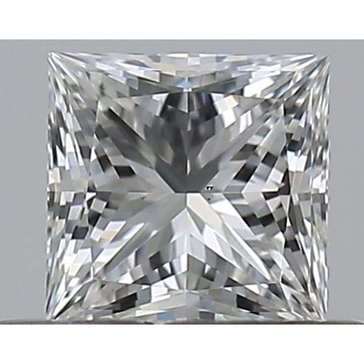 Certified Diamond GIA Carats 0.4 Color F Clarity VS2 - VG VG Fluorescence NON Brown No Green No Milky No EyeClean 100% Certified Diamond GIA Carats 0.4 Color F Clarity VS2 - VG VG Fluorescence NON Brown No Green No Milky No EyeClean 100%