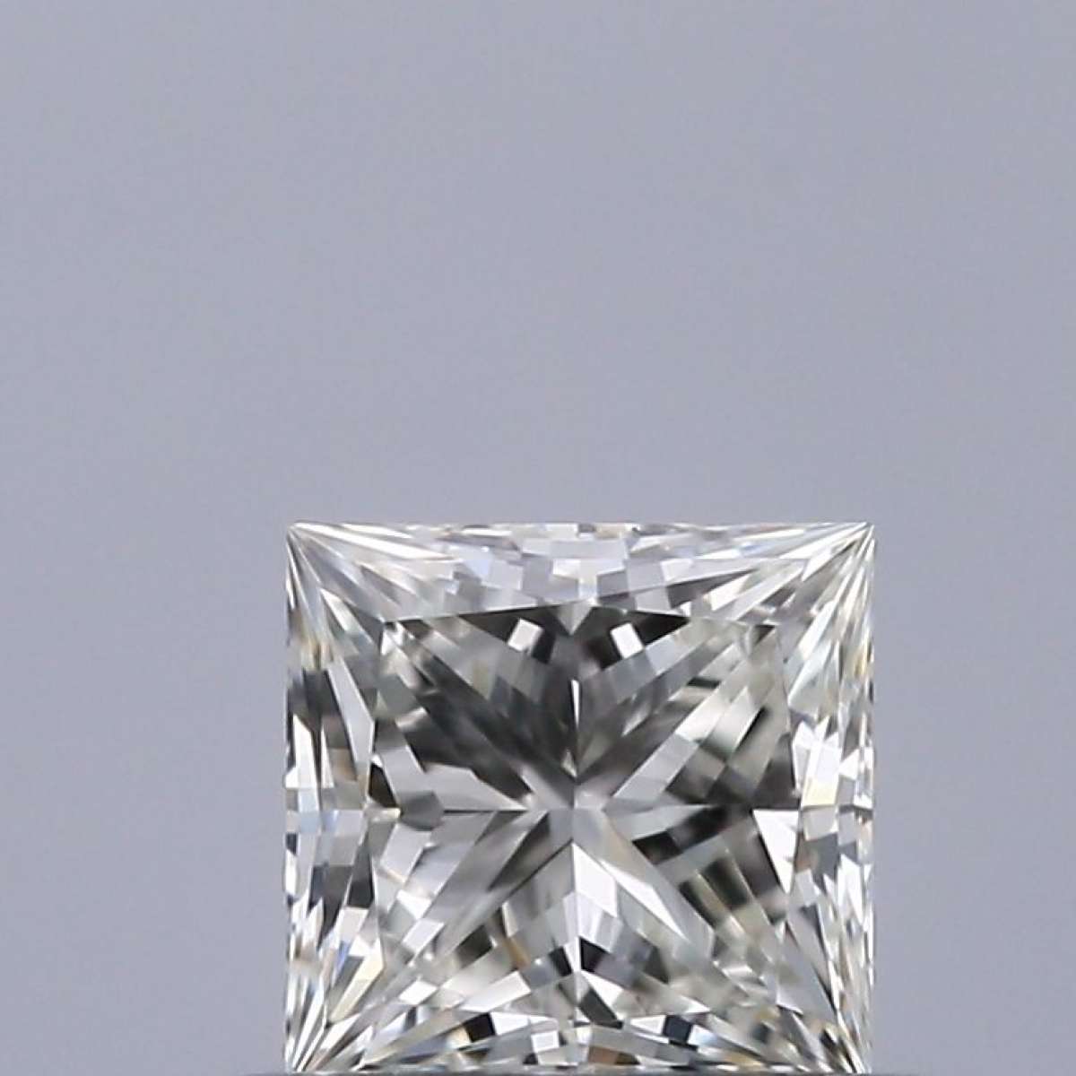 Certified Diamond IGI Carats 0.38 Color H Clarity IF  -  EX  EX Fluorescence NON Brown No Milky No EyeClean 100%