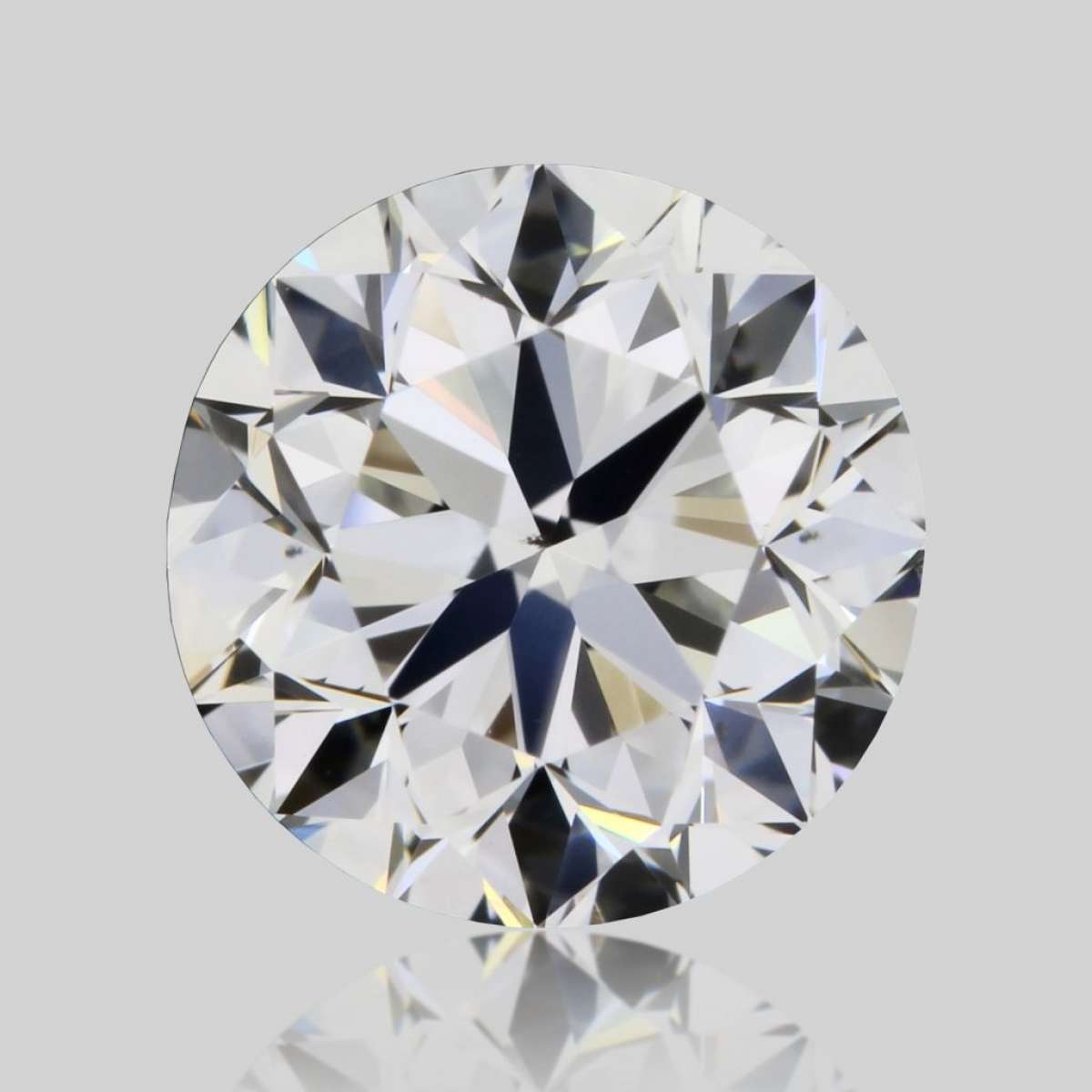 Certified Diamond GIA Carats 0.9 Color H Clarity VS2 VG EX VG Fluorescence NON Brown No Green No Milky No EyeClean 100% Certified Diamond GIA Carats 0.9 Color H Clarity VS2 VG EX VG Fluorescence NON Brown No Green No Milky No EyeClean 100%