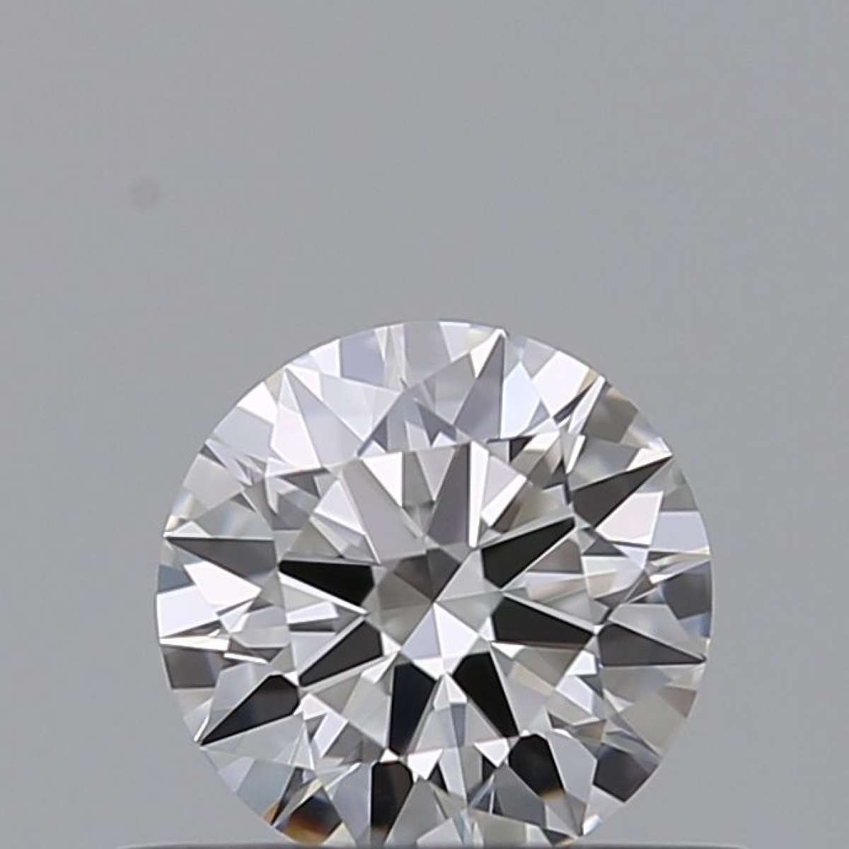 Diamante Certificato GIA Carati 0.39 Colore D Purezza VVS1 EX EX EX Fluorescenza NON Brown No Green No Milky No EyeClean 100% Diamante Certificato GIA Carati 0.39 Colore D Purezza VVS1 EX EX EX Fluorescenza NON Brown No Green No Milky No EyeClean 100%