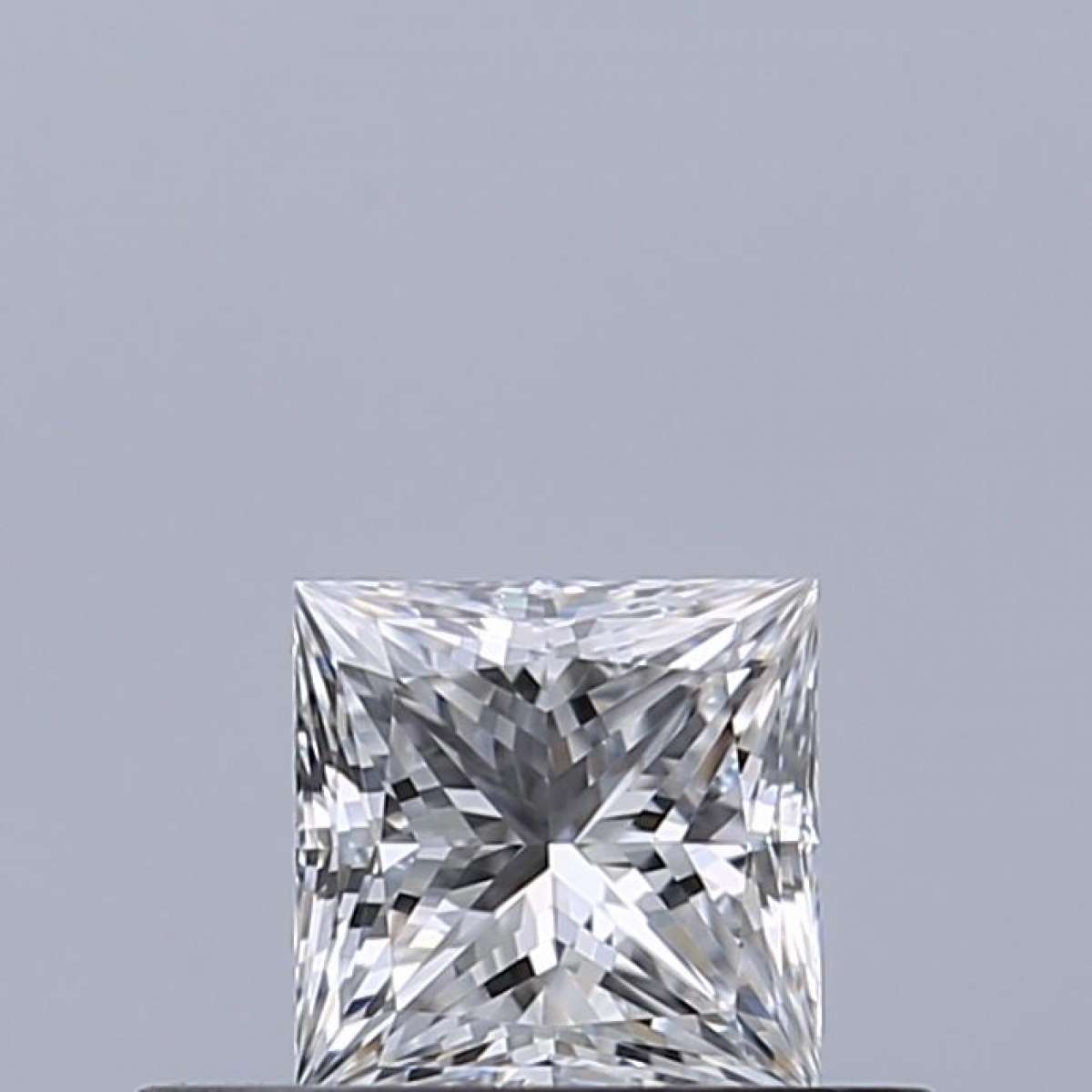 Certified Diamond GIA Carats 0.32 Color D Clarity VVS1 - EX VG Fluorescence NON Brown No Green No Milky No EyeClean 100% Certified Diamond GIA Carats 0.32 Color D Clarity VVS1 - EX VG Fluorescence NON Brown No Green No Milky No EyeClean 100%
